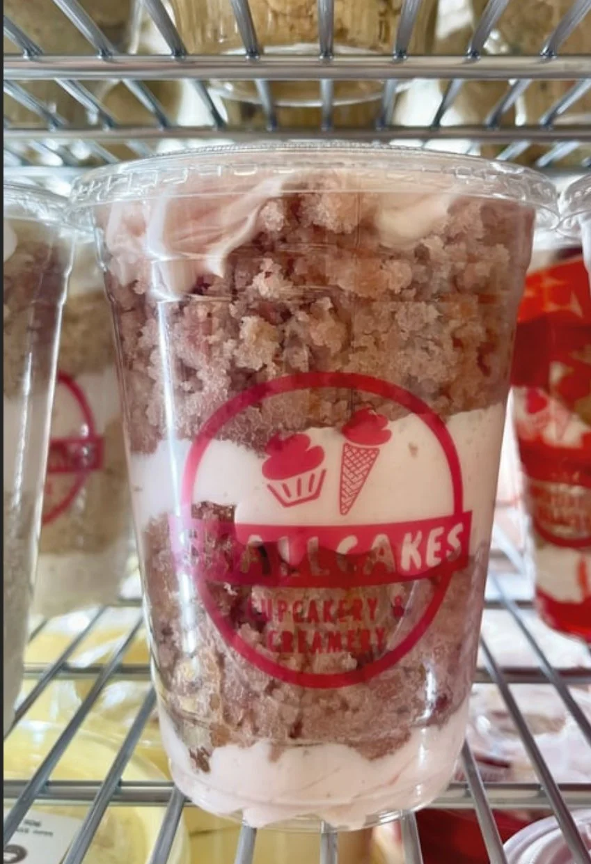 STRAWBERRY CAKE CUPS