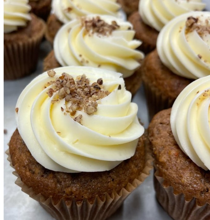 CARROT CAKE - carrot cake + cream cheese frosting