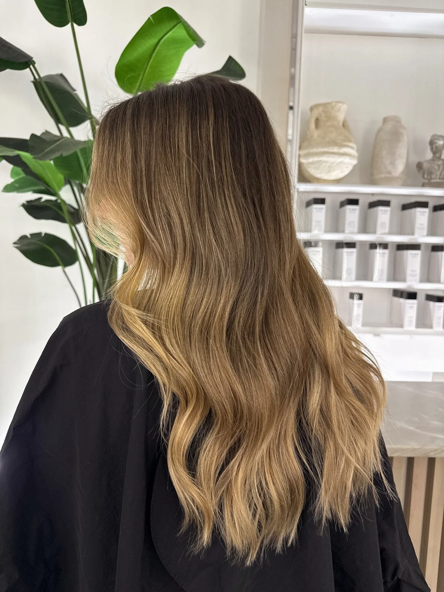 Soft golden bronde☀️ swipe all the way for the before!
