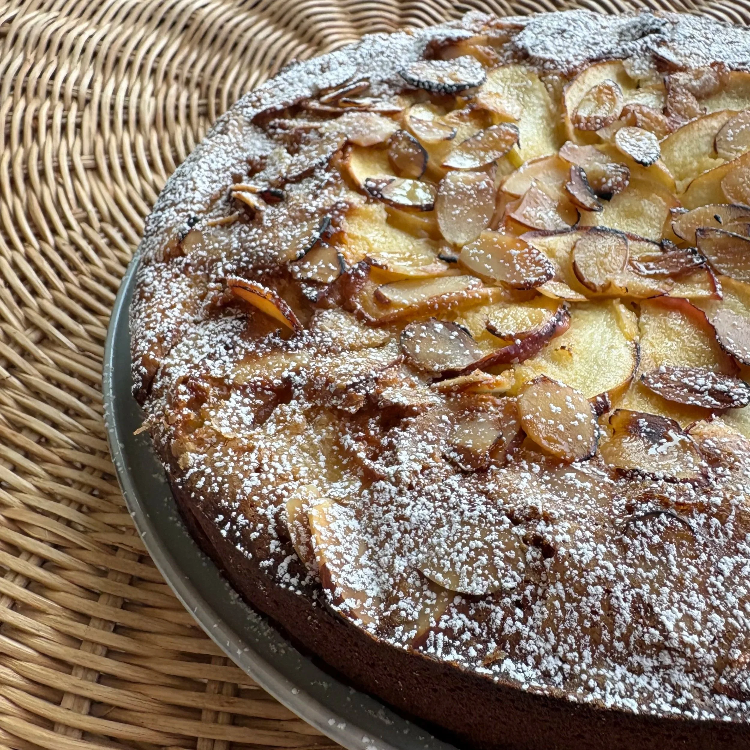 Apple+Cake+2.jpg