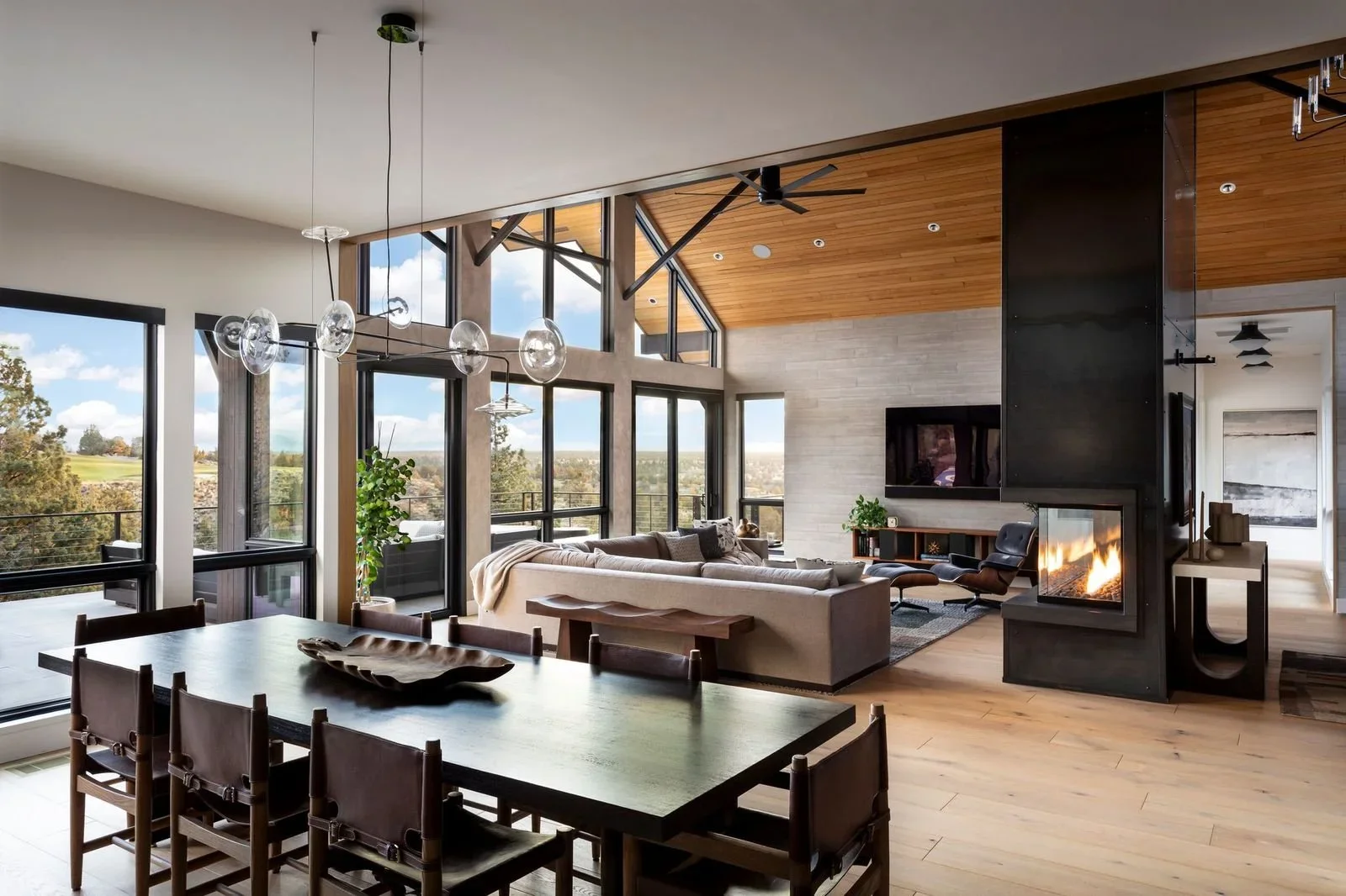 LegumDesign_HoleInOne_LivingRoom3.webp