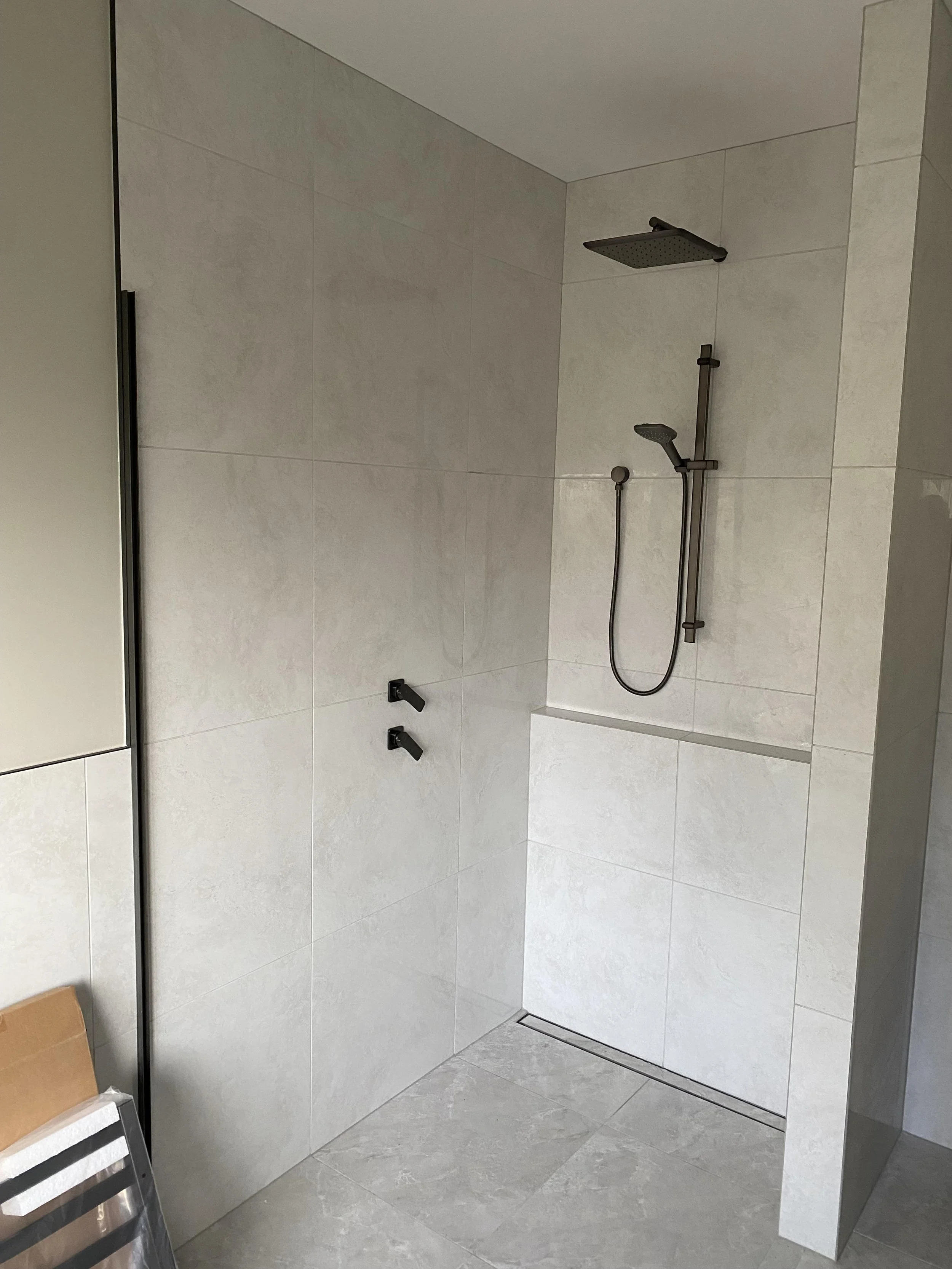 Bathroom 8.jpg