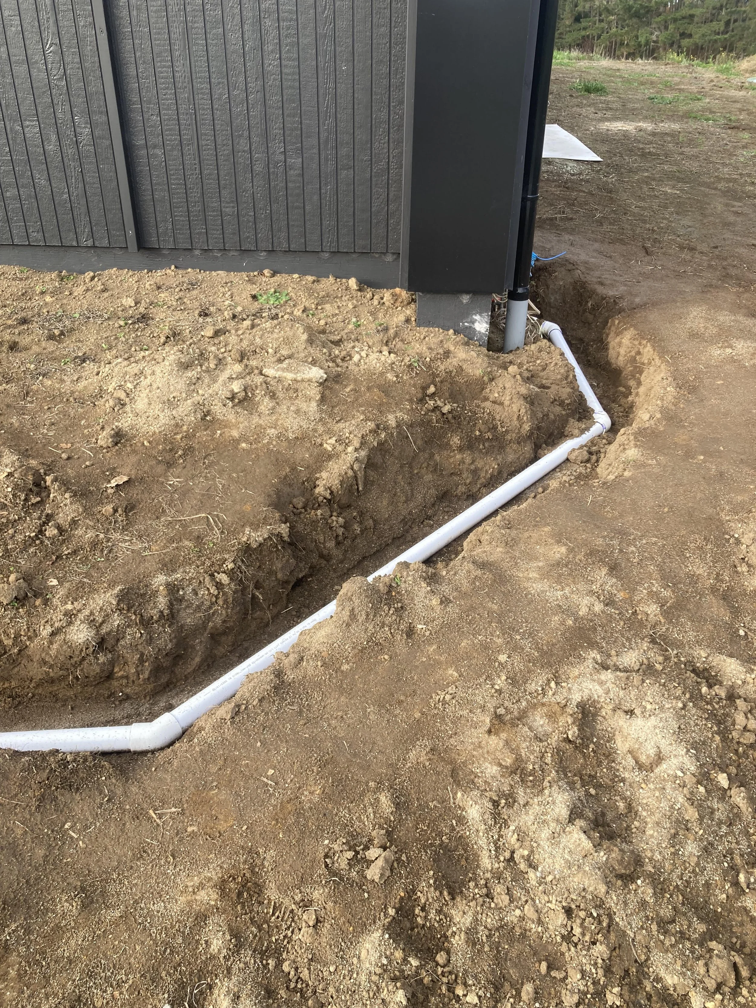 Burst pipe 2.jpg