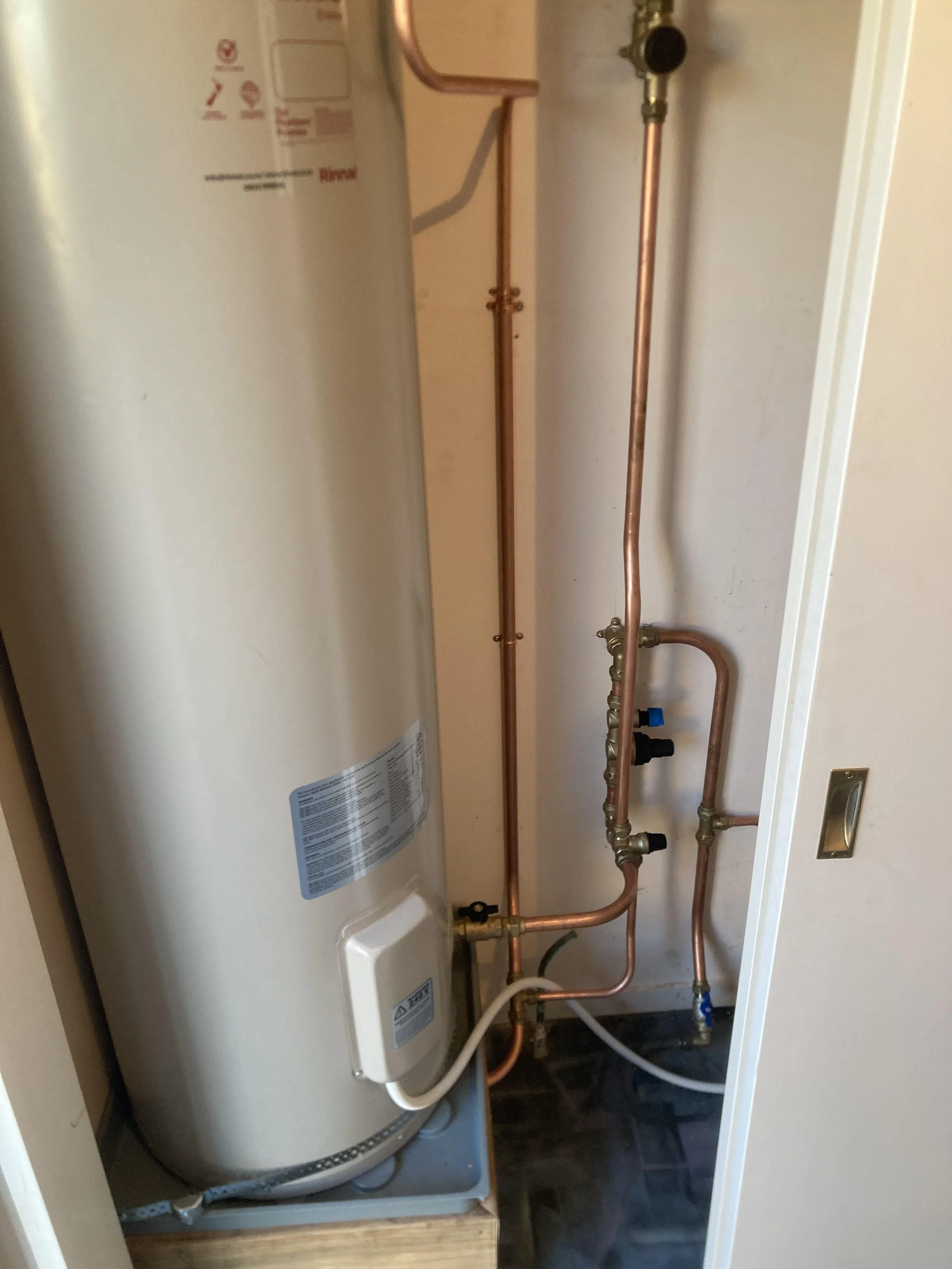 Hotwater cylinder installation.jpg