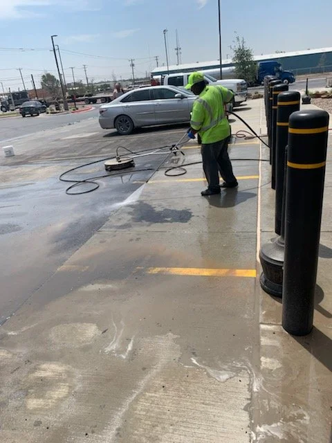 Commercial Concrete & Parking Lot Pressure Washing
Professional surface cleaning for parking lots, drive lanes, and high-traffic commercial areas. Serving Midland, Odessa, Big Spring, and surrounding areas.