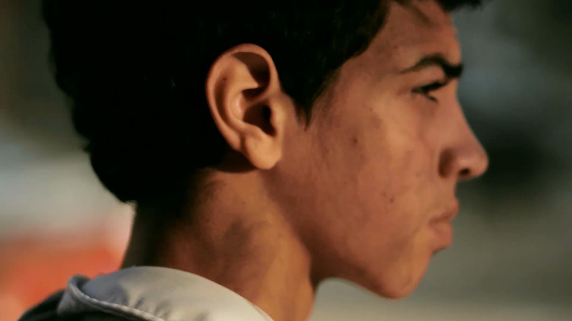 Kunafa (2015) - 1080p.mp4_snapshot_05.34_[2016.05.25_18.42.13].jpg