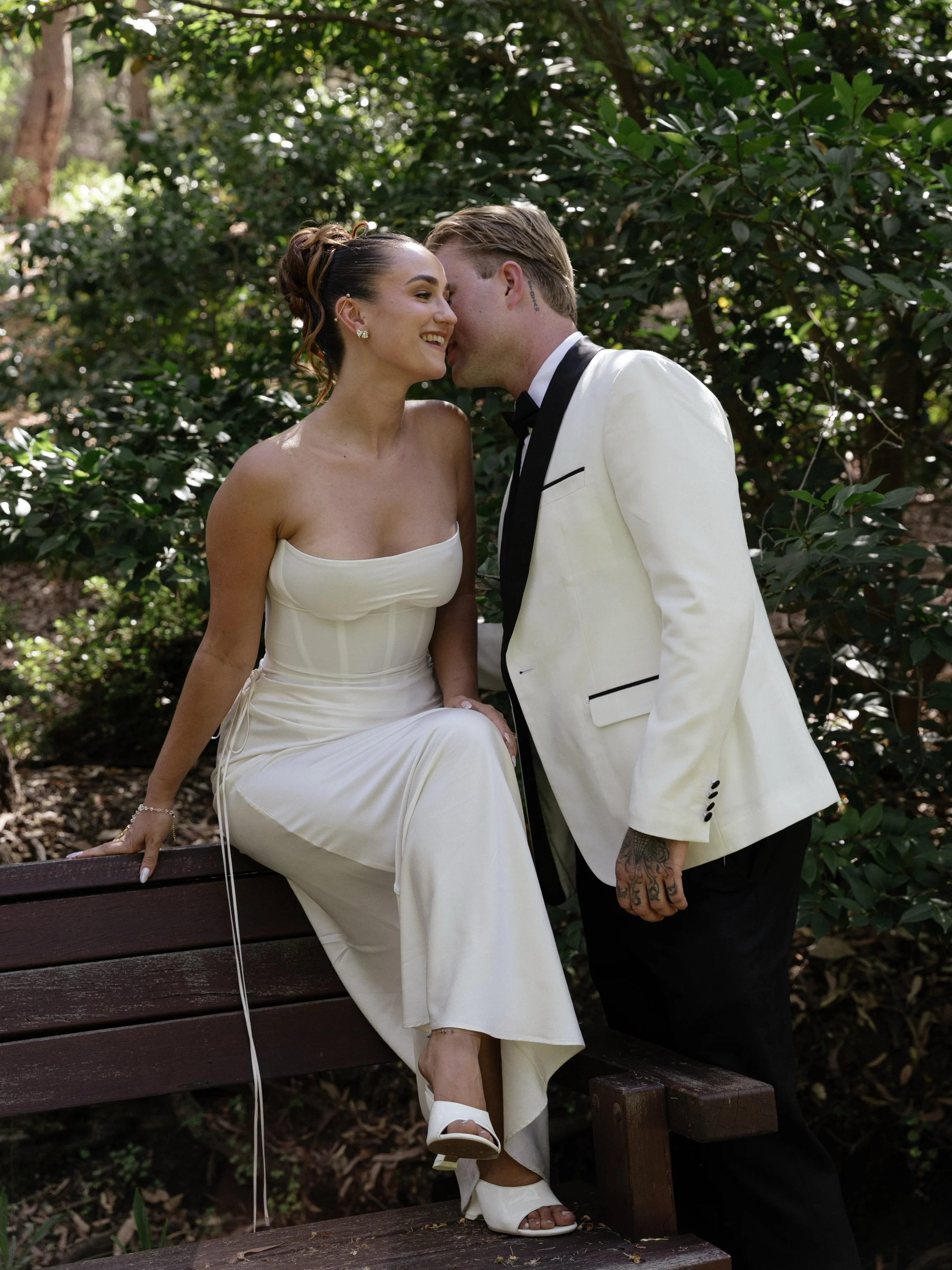 A moment together before the aisle with Maddy &amp; John 🤍
