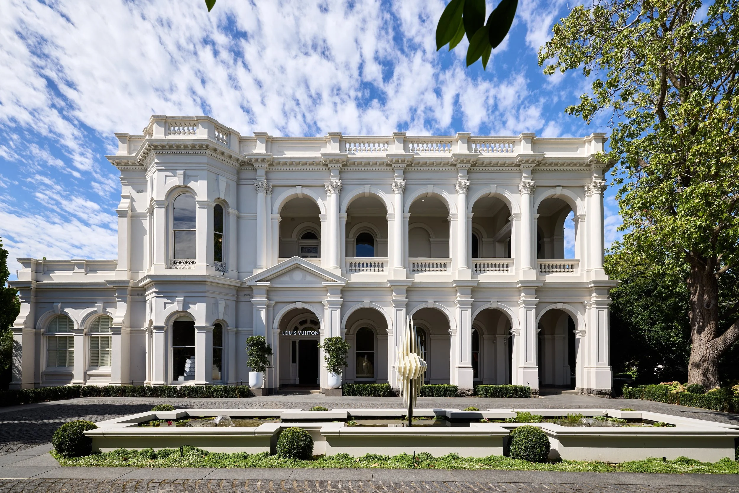 LOUIS VUITTON - Savoir Rever