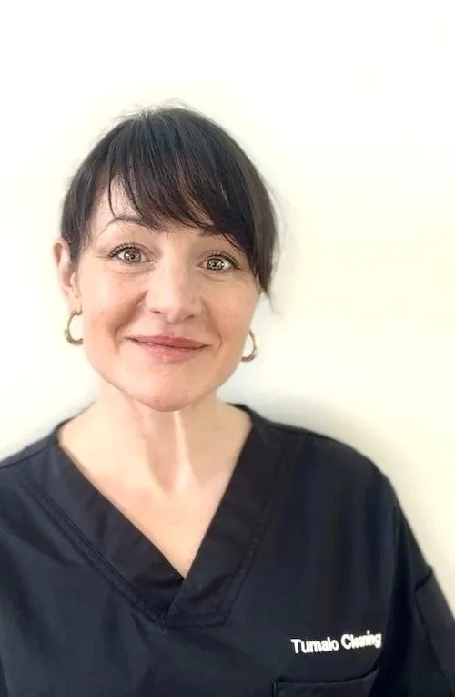 This cleaning lady is the best home  and commercial cleaner in Bend, Oregon. She offers superior residential and office cleaning services.