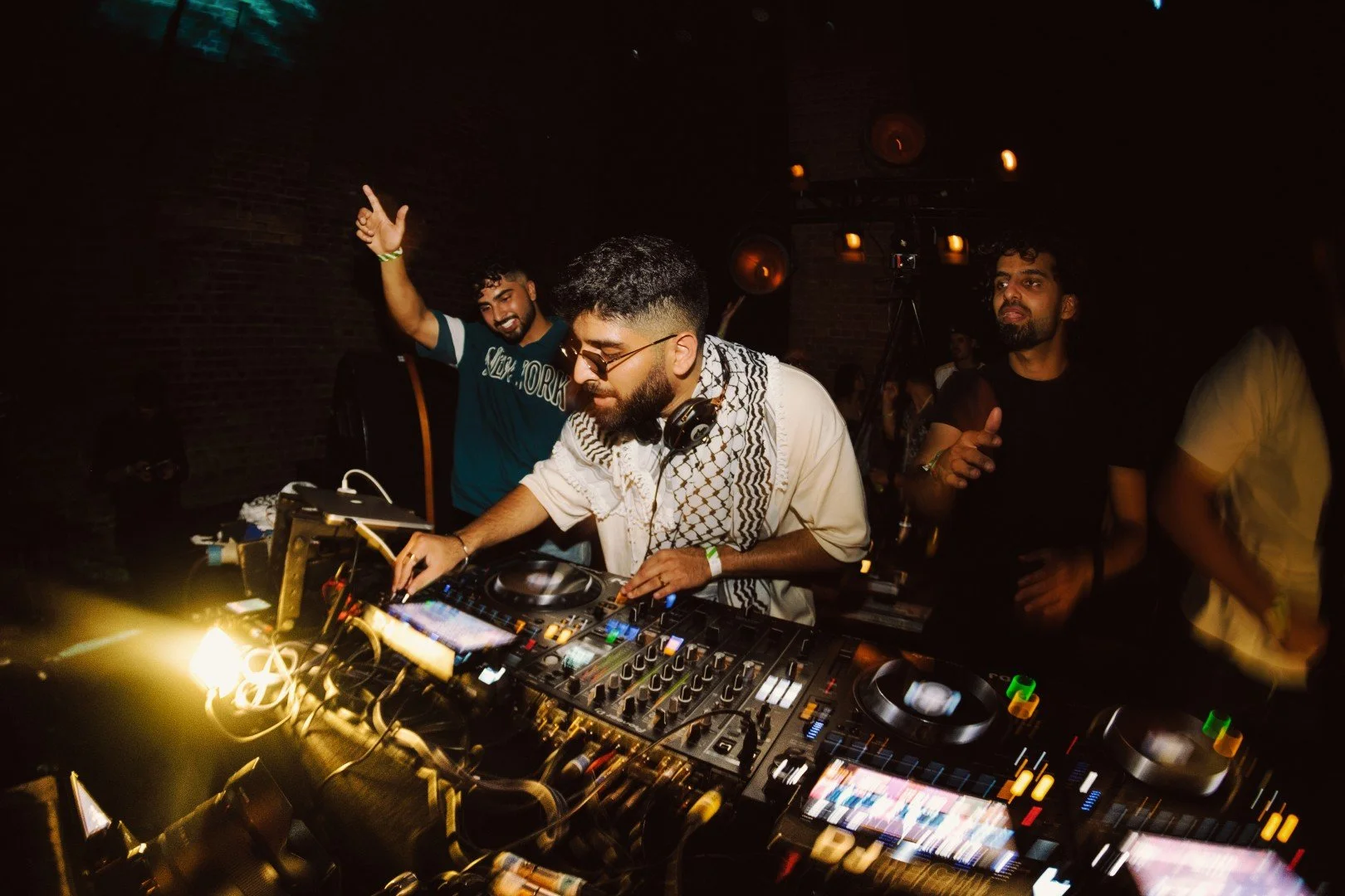 no nazar london - copyright zeashan ashraf (4).jpg