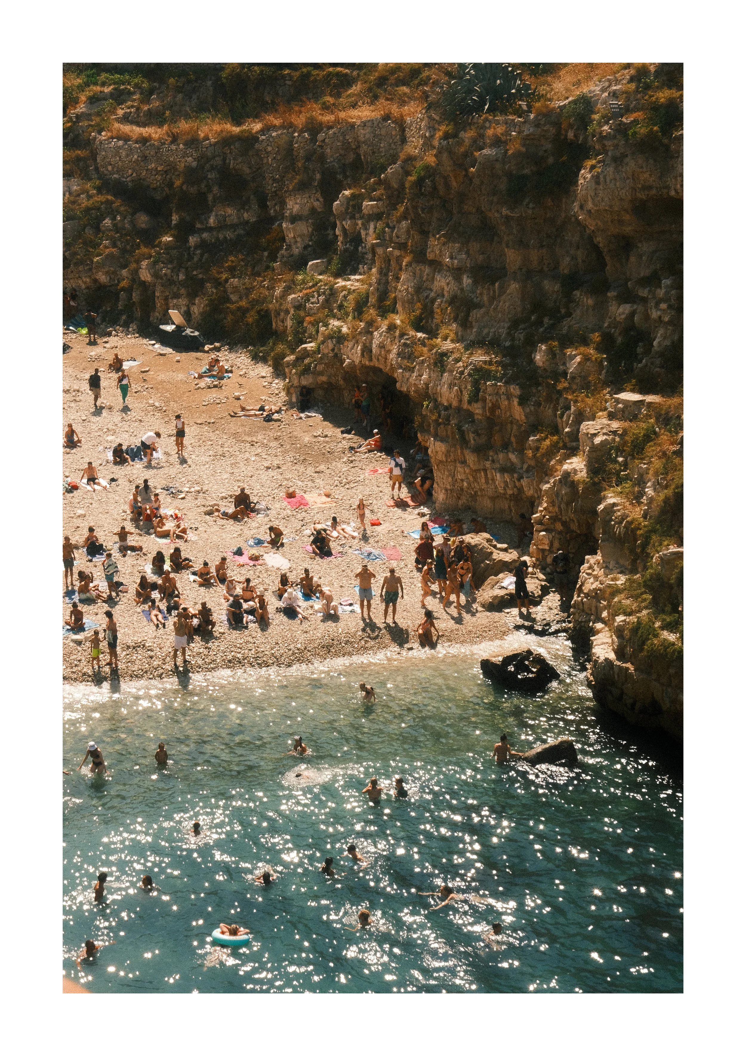 Lama Monachile Beach