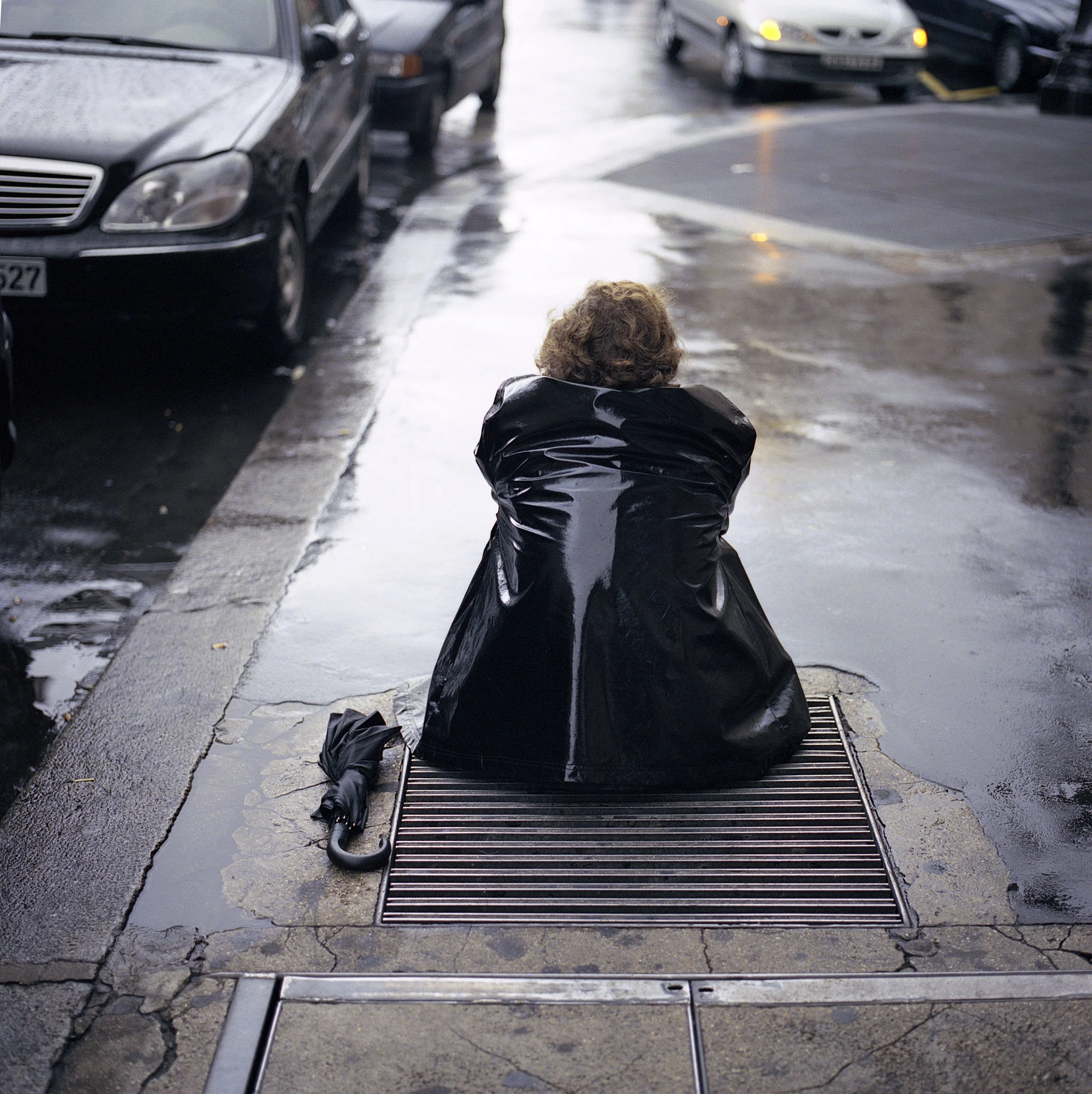 sdf pardessus noir copy.jpg