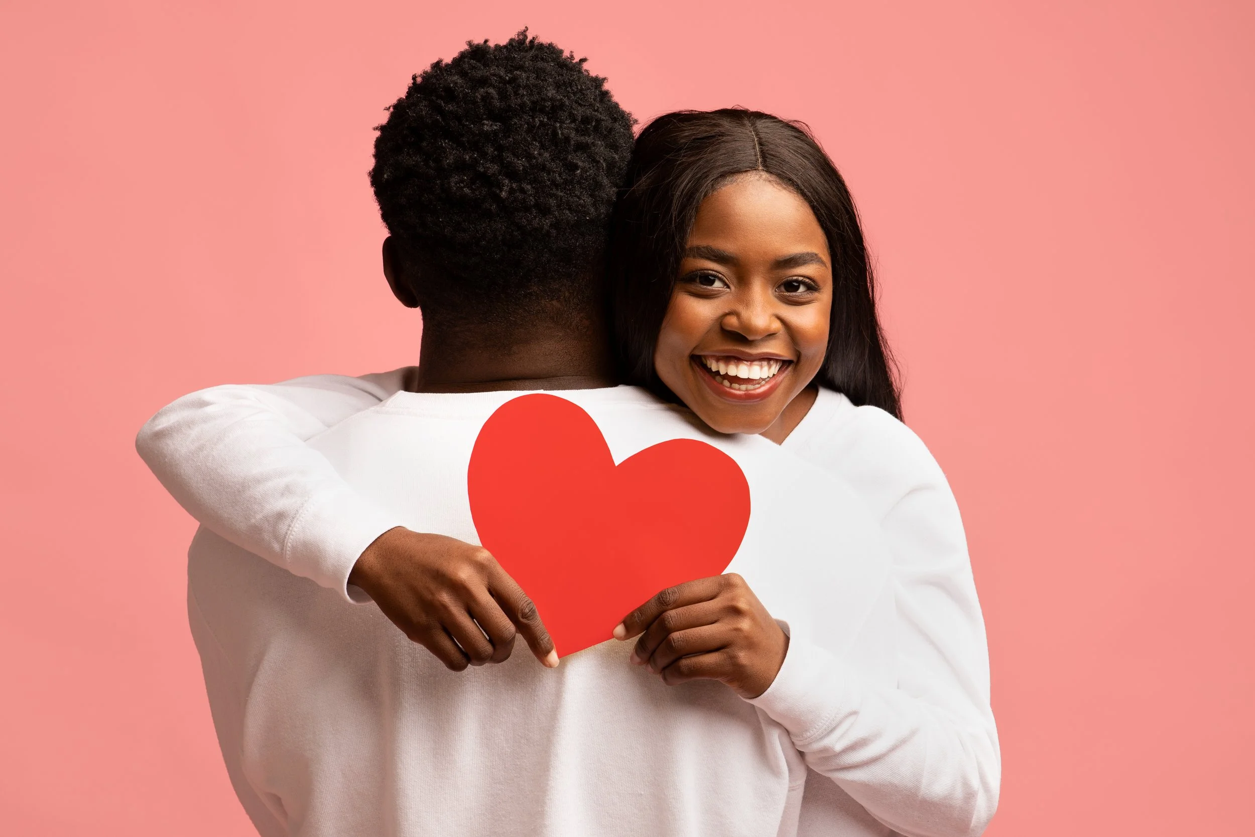 happy-african-american-lady-hugging-her-boyfriend-2026-01-08-23-23-18-utc.jpg