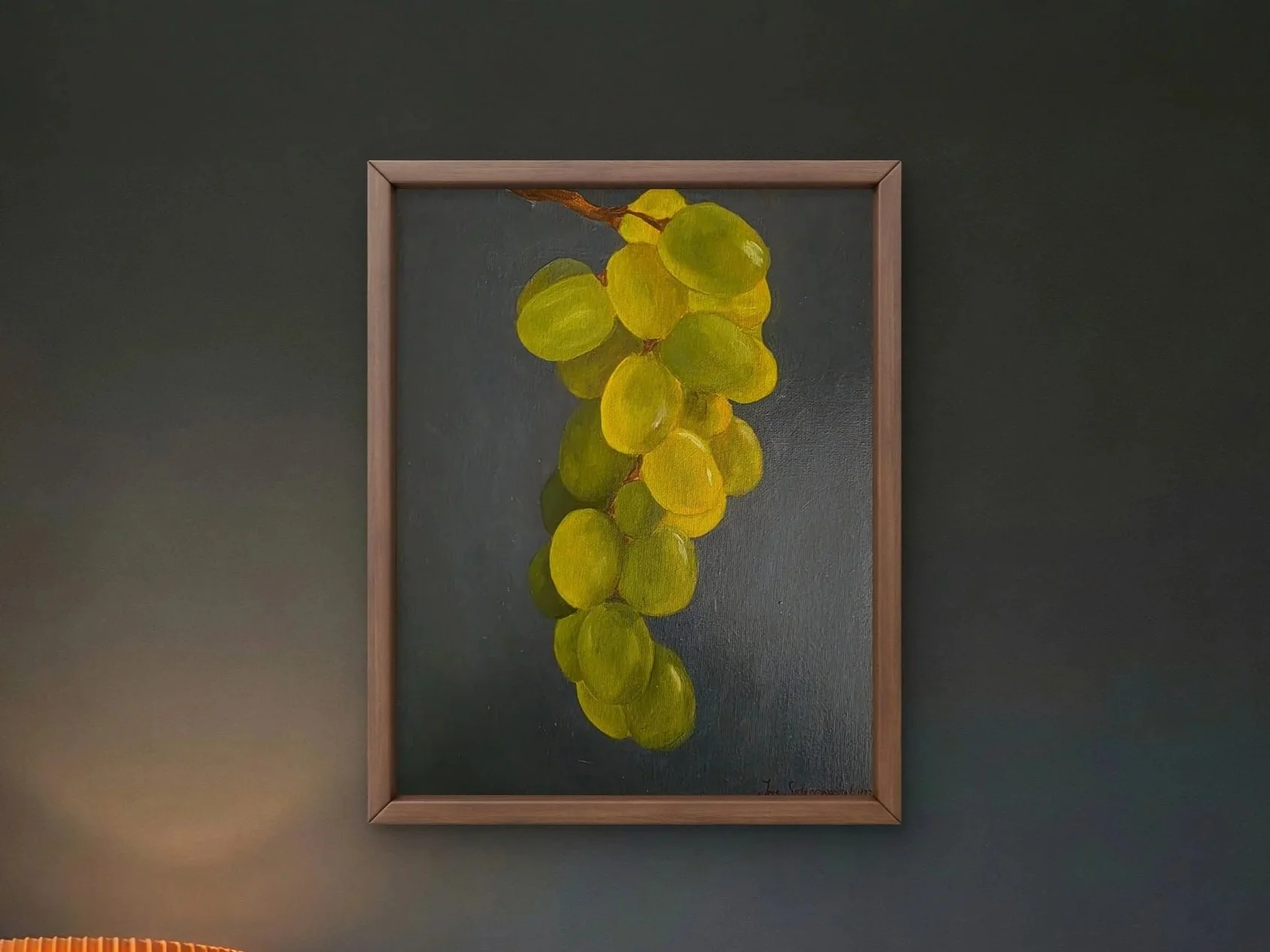 Luminous grapes 30×24 cm