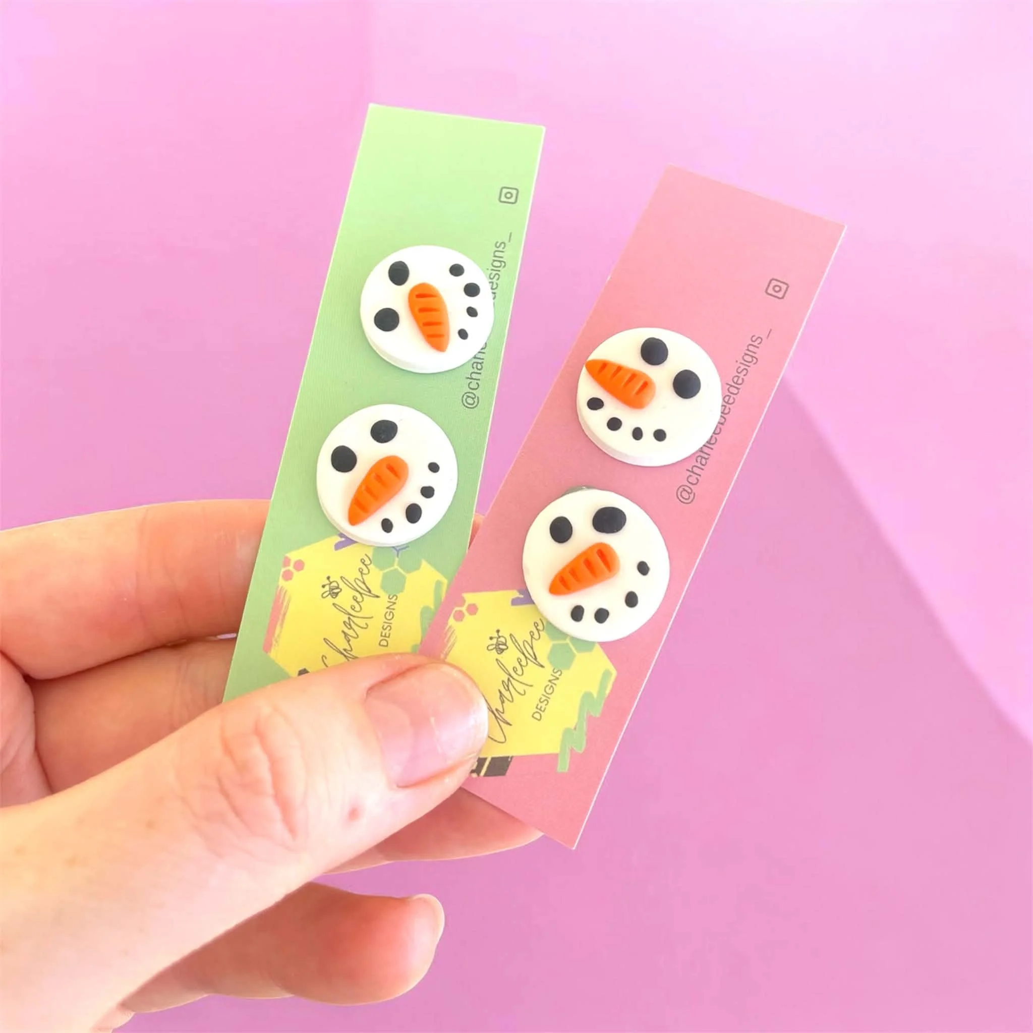 Snowman studs