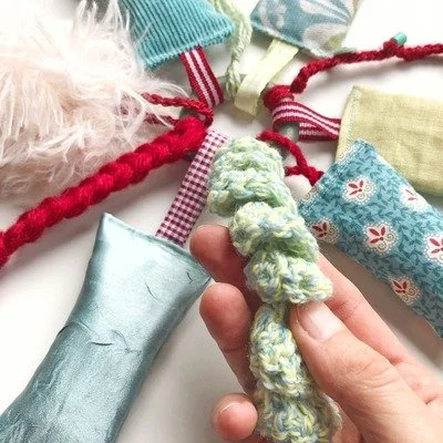 Nestelring wie Demenzkissen zum Fühlen und gegen Unruhe bei Demenz