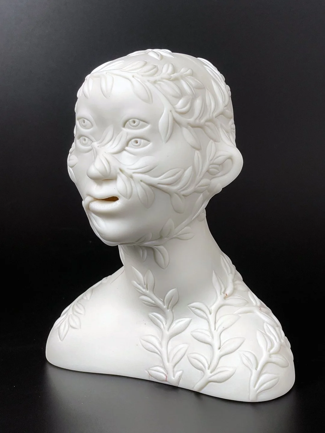 Head_I_Leaves2.jpg