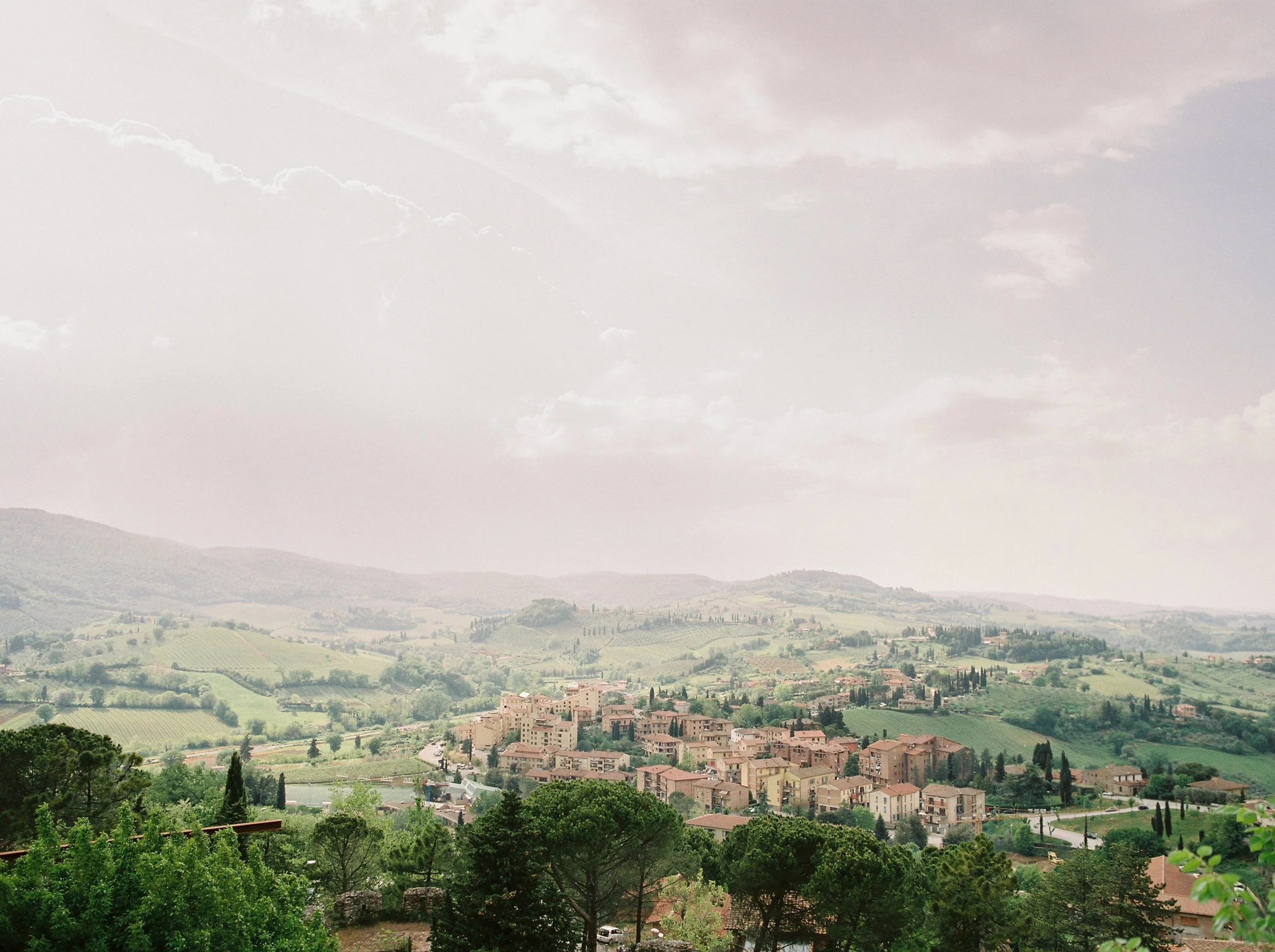 haute-stock-photography-tuscan-romance-collection-final-14.jpg