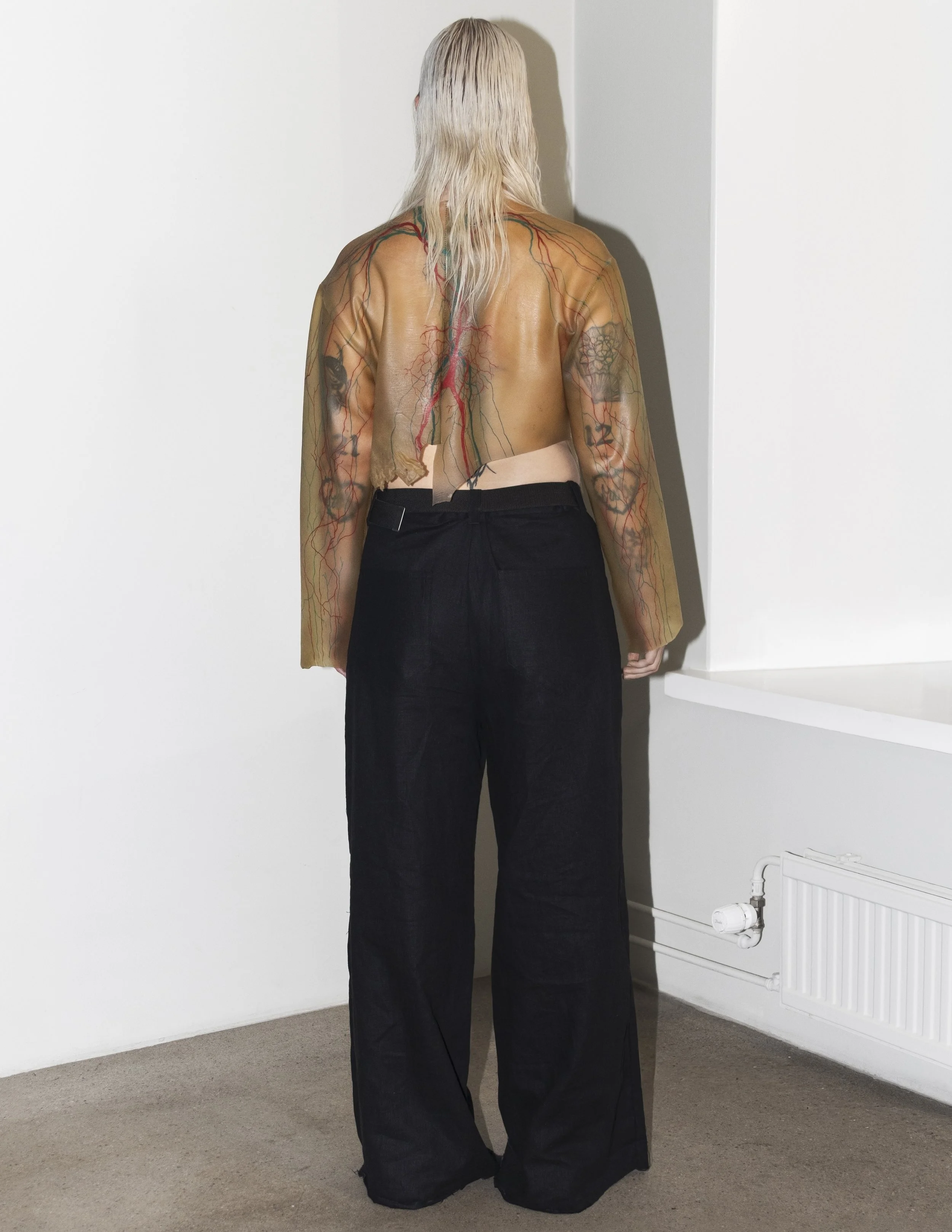 Vol-3_The-Body_Juuso©Emppu-Engman-2025_Print_IMG-12.jpg
