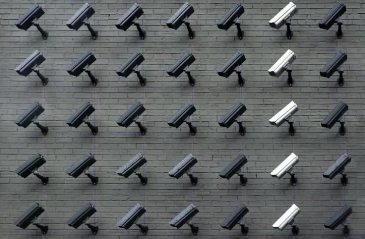 Ads, privacy and confusion