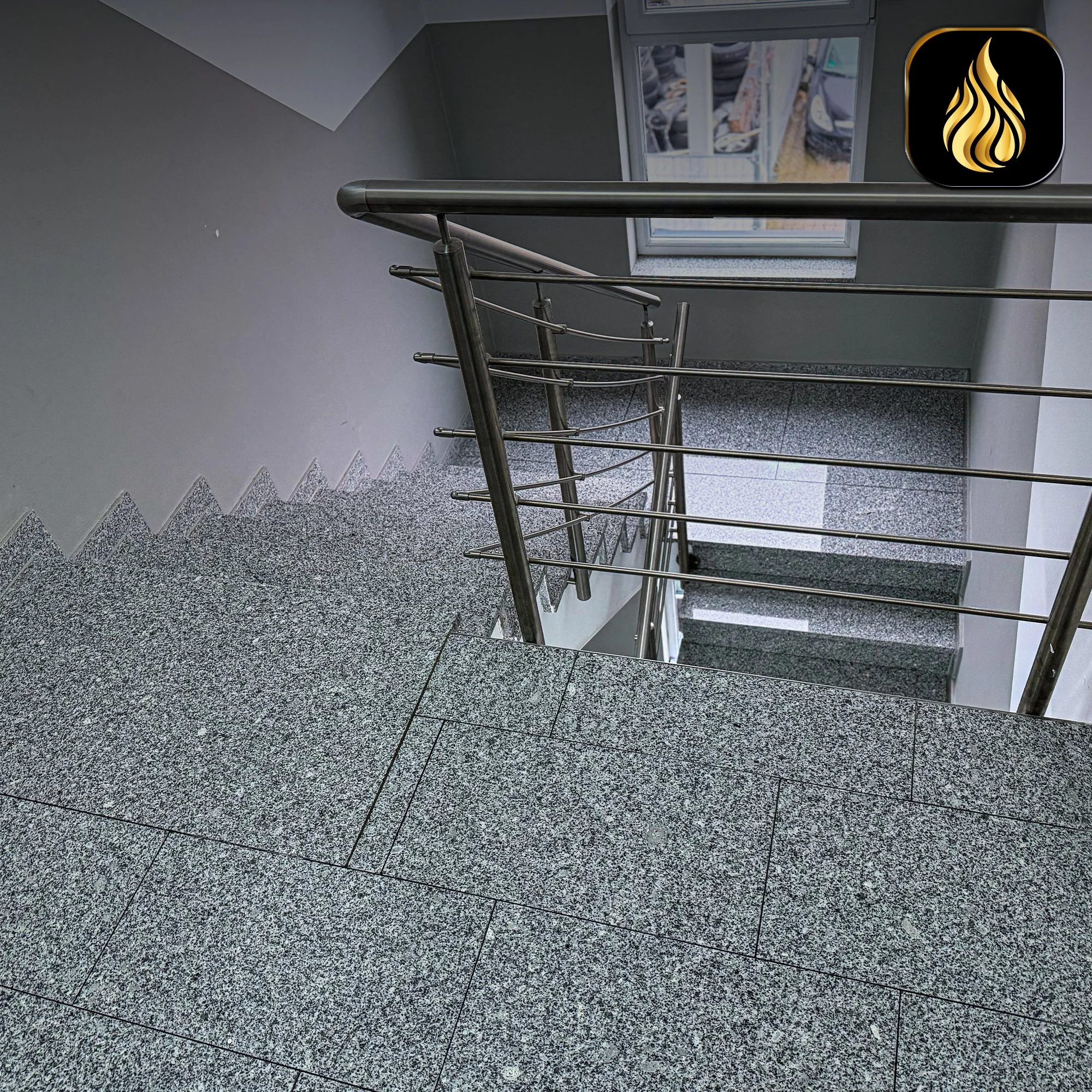 Sauberes Treppenhaus nach Treppenhausreinigung