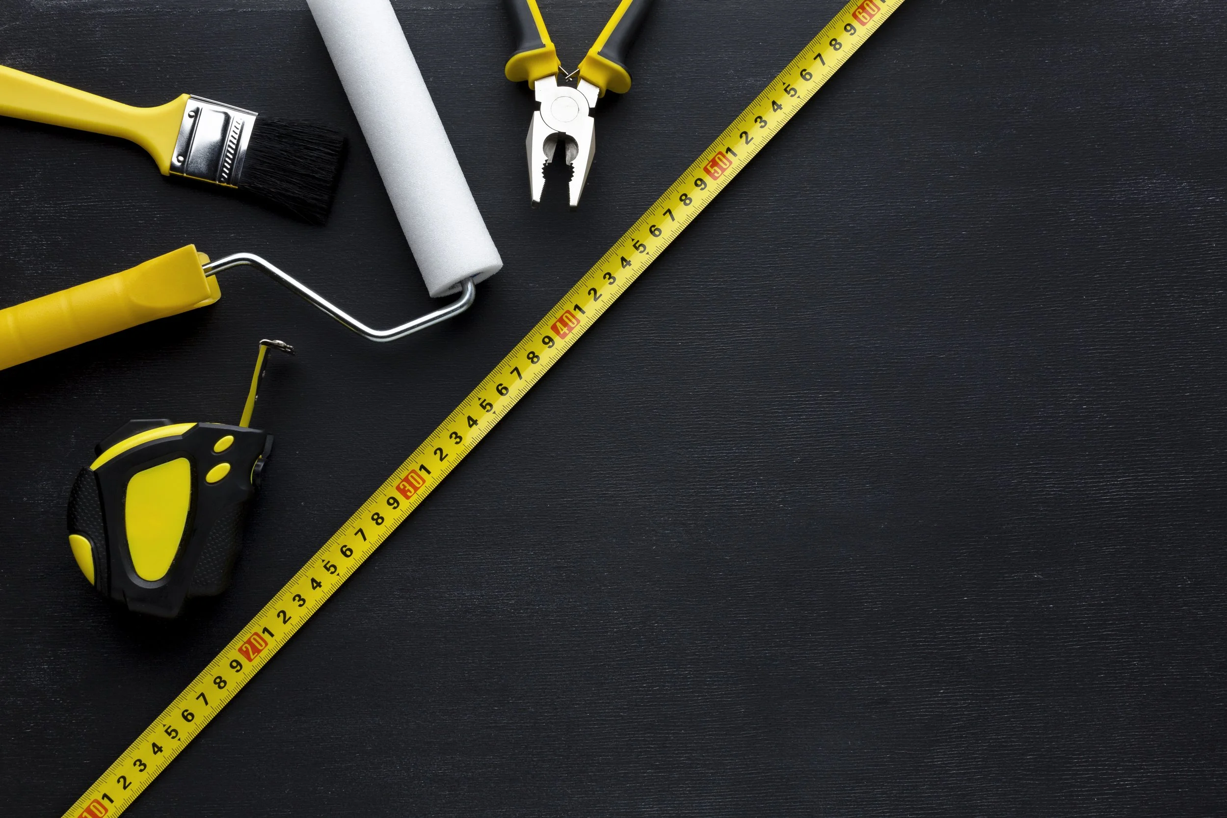 Handwerkswerkzeuge für Reinigung und Reparaturen – PROFIREINIGUNG Service