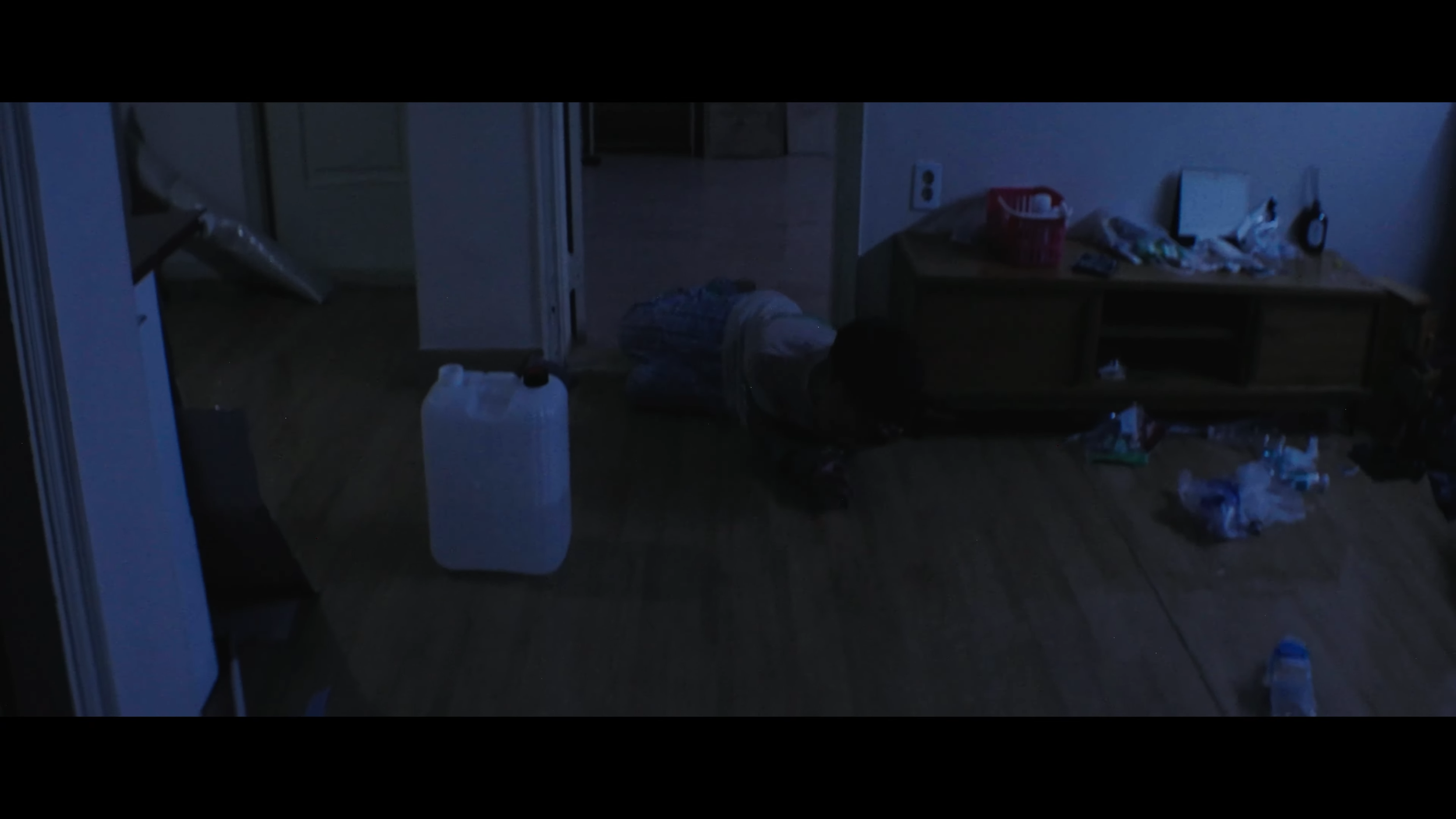 범인들의 집 몽상상영최종 20-40 screenshot.png