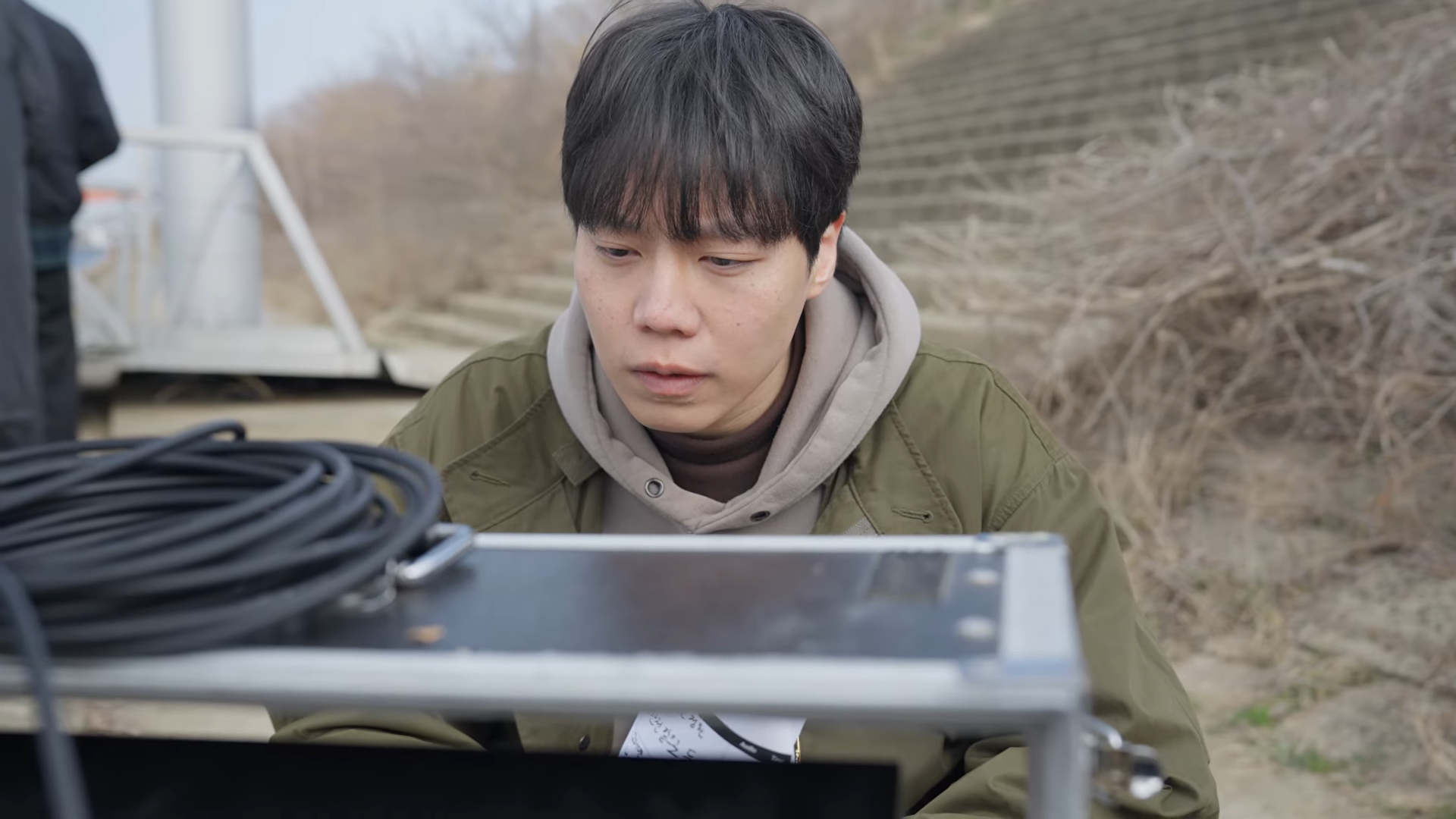 2025_효율적인 것을 좋아하고 비효율적인 것은 사랑한다 0-16 screenshot.png