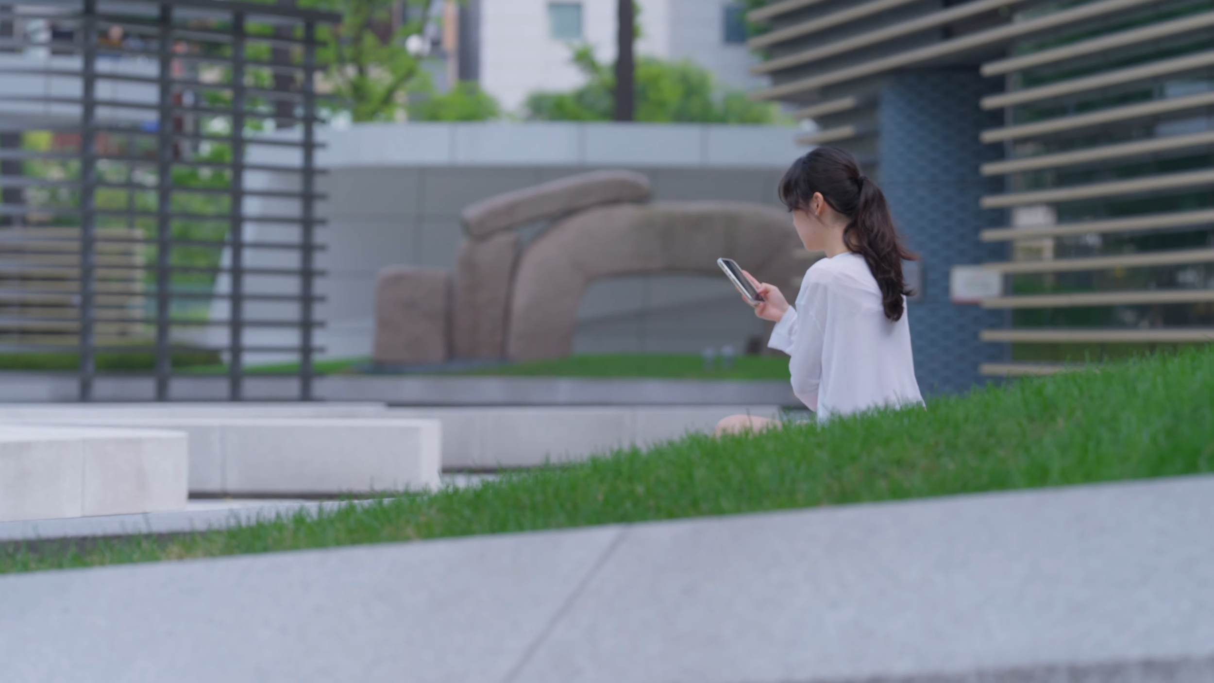 2024_09_서울 사람들 최종 1-43 screenshot.png