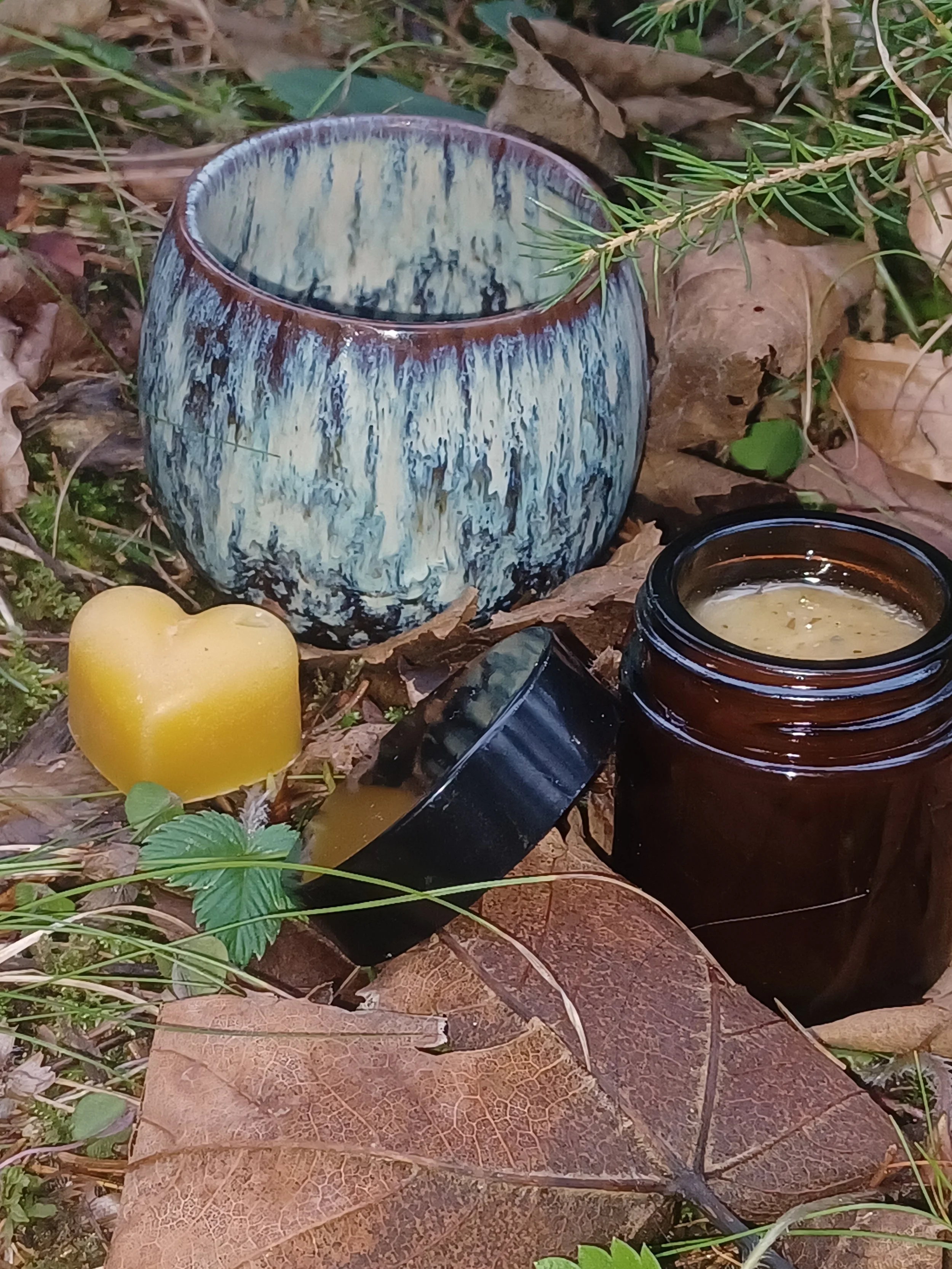 Salbe mit reiner Liebe