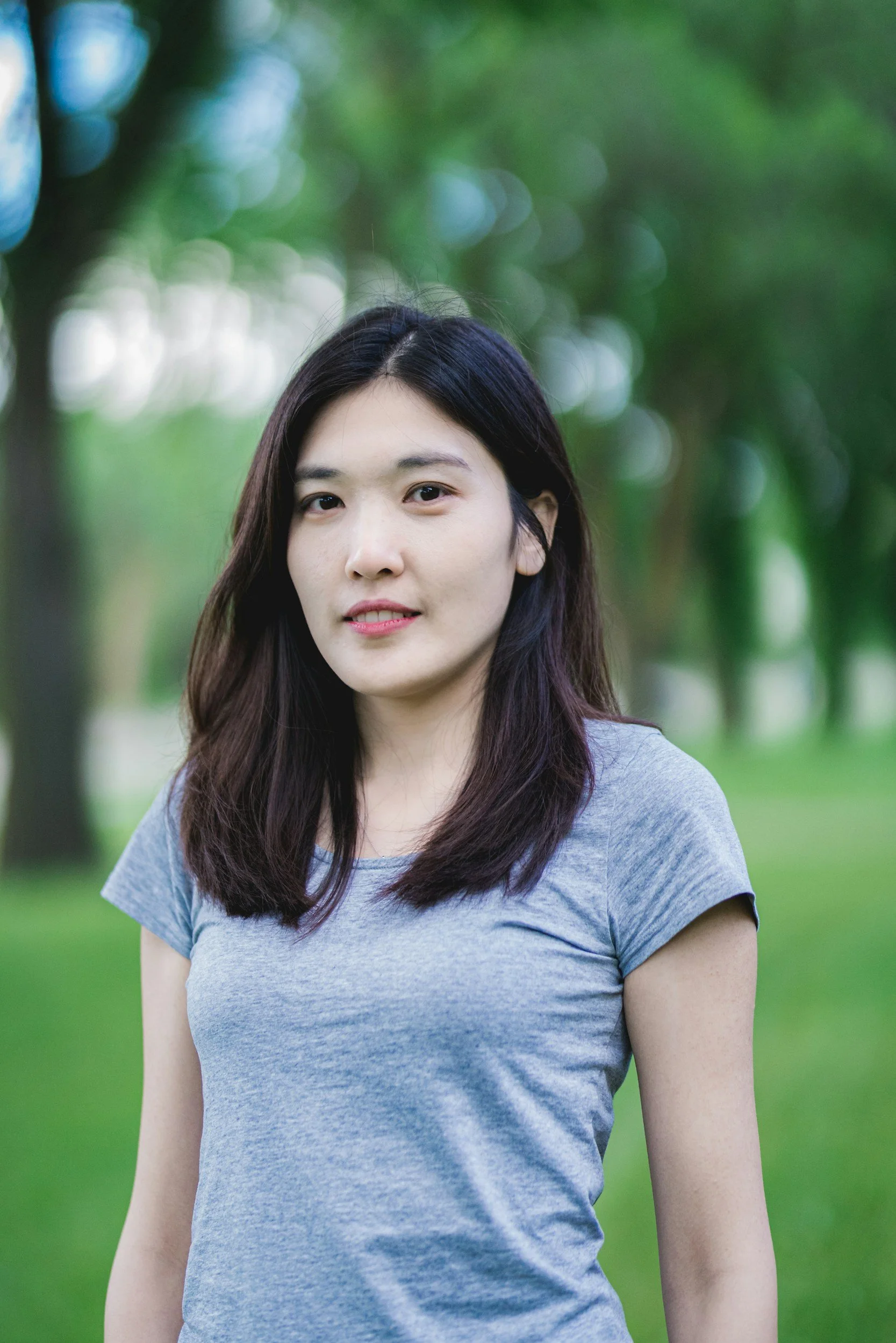 woman in 40s, mid-life crisis, tinder, hinge