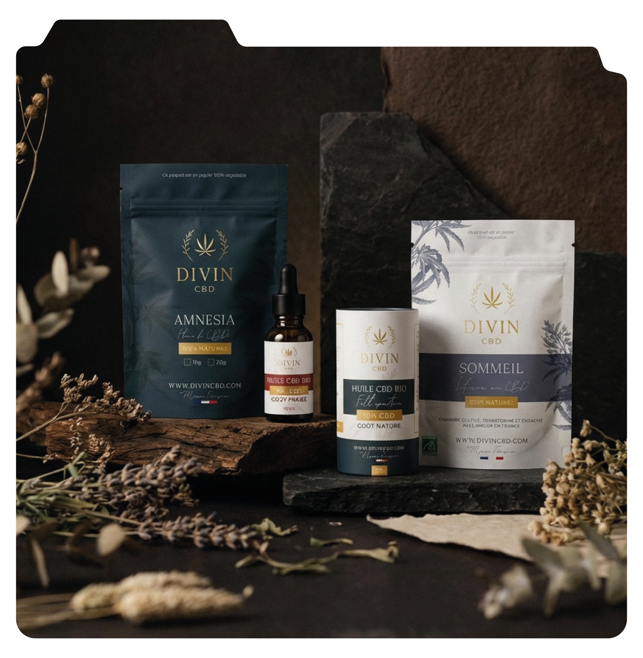Design graphique de packaging de Produits CBD de la marque Divin, comprenant des sachets, une bouteille avec compte-gouttes, et une boîte, avec des herbes séchées en décoration dans un cadre naturel, sombre et élégant.