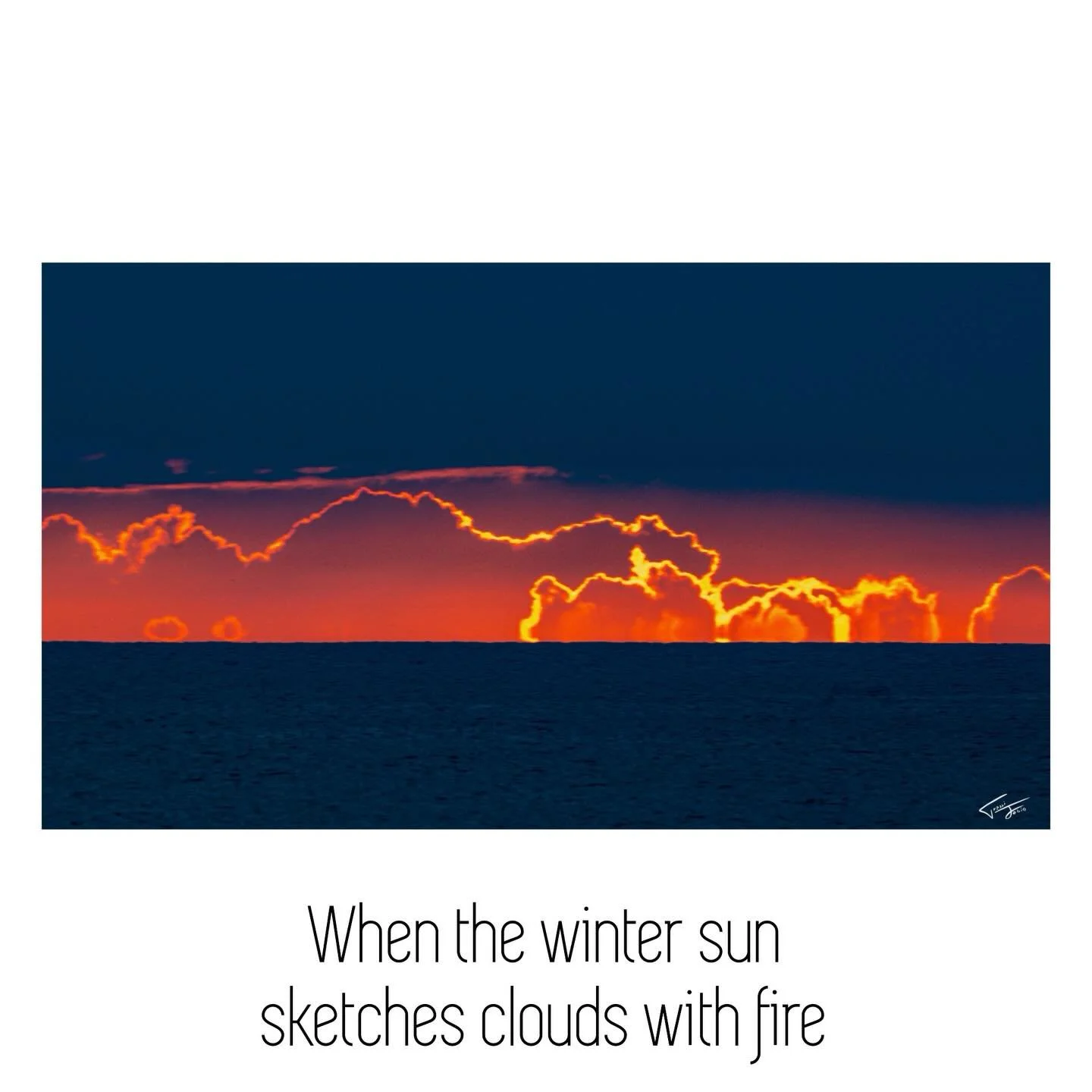 #sunset #seascapephotography #cloudscapephotography