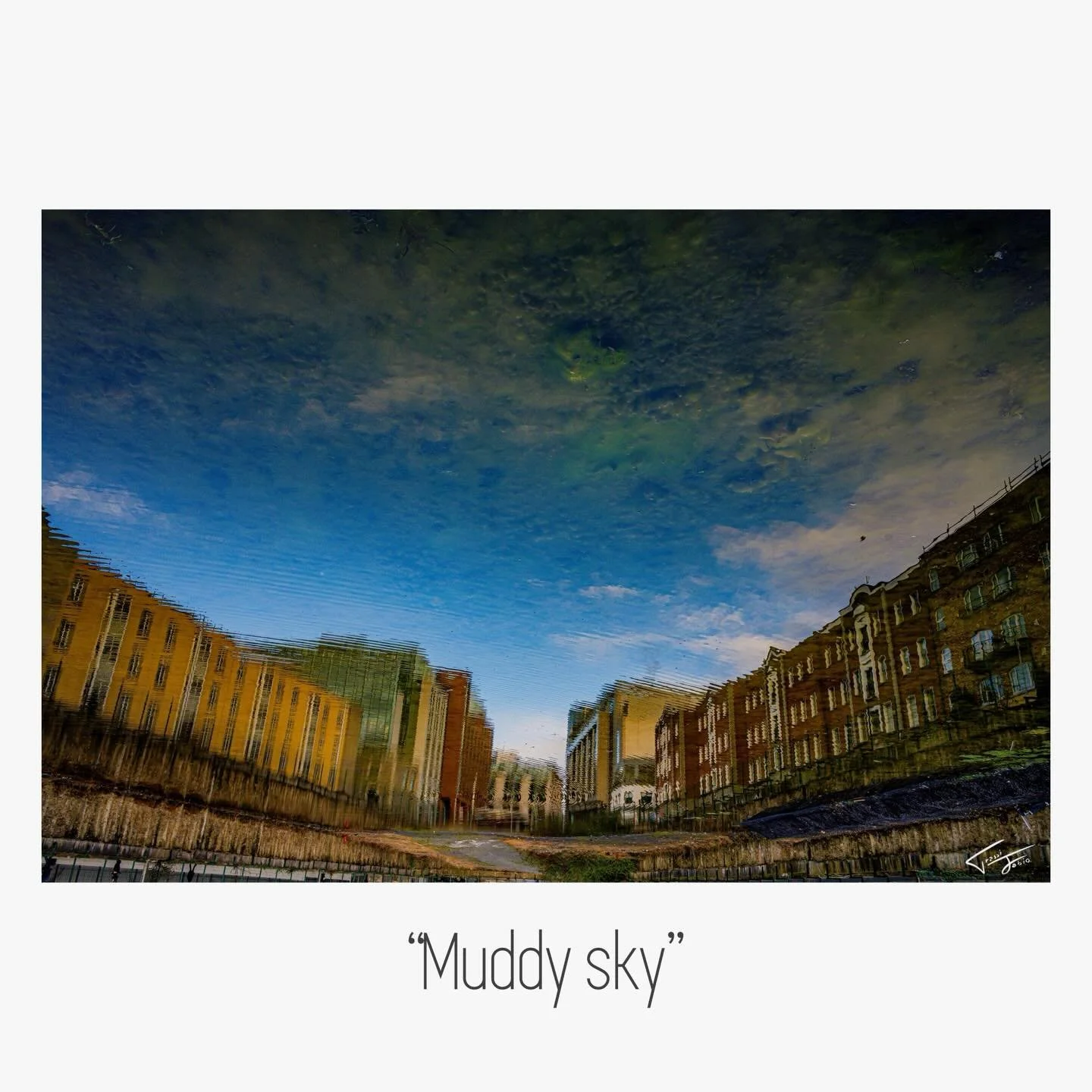 Sometimes reality blends into something else #watereeflection #cityphotograpy #dublin