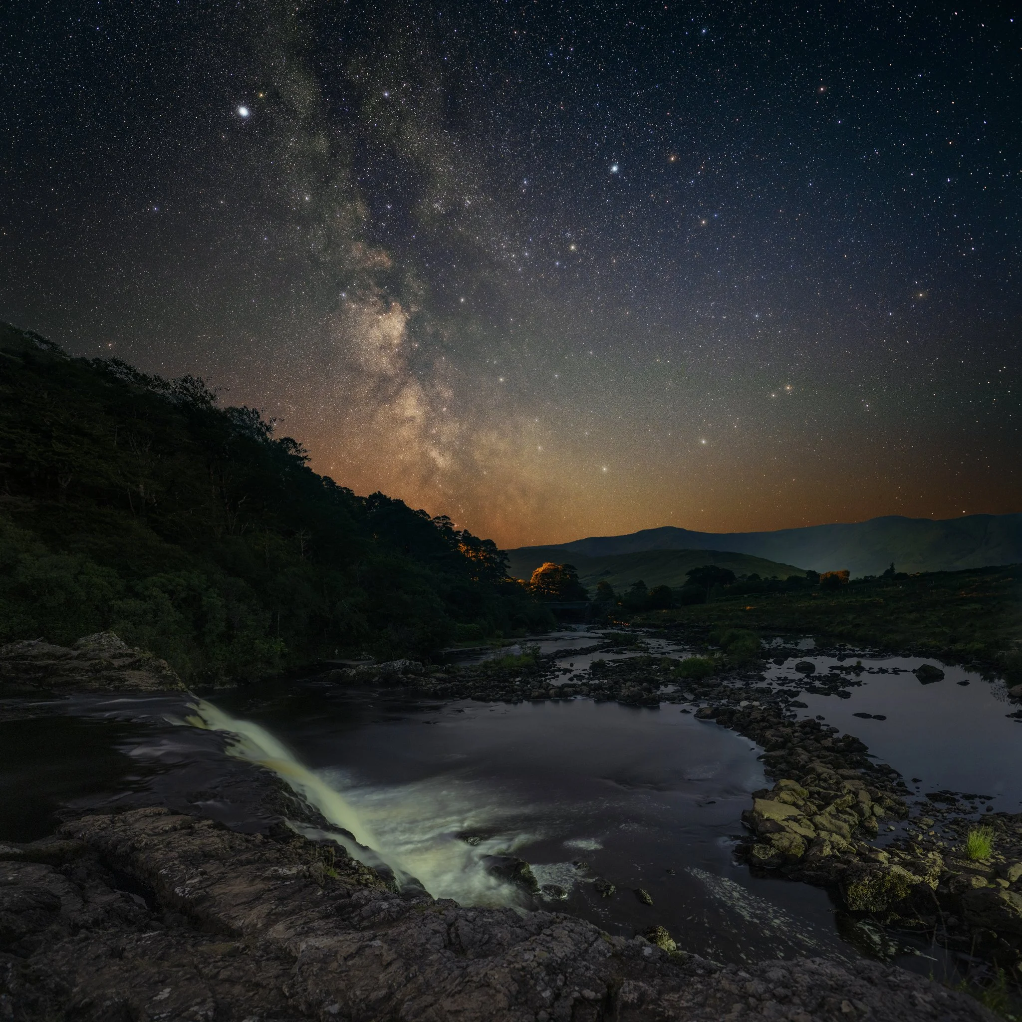Milky Way  over Ashleigh falls
