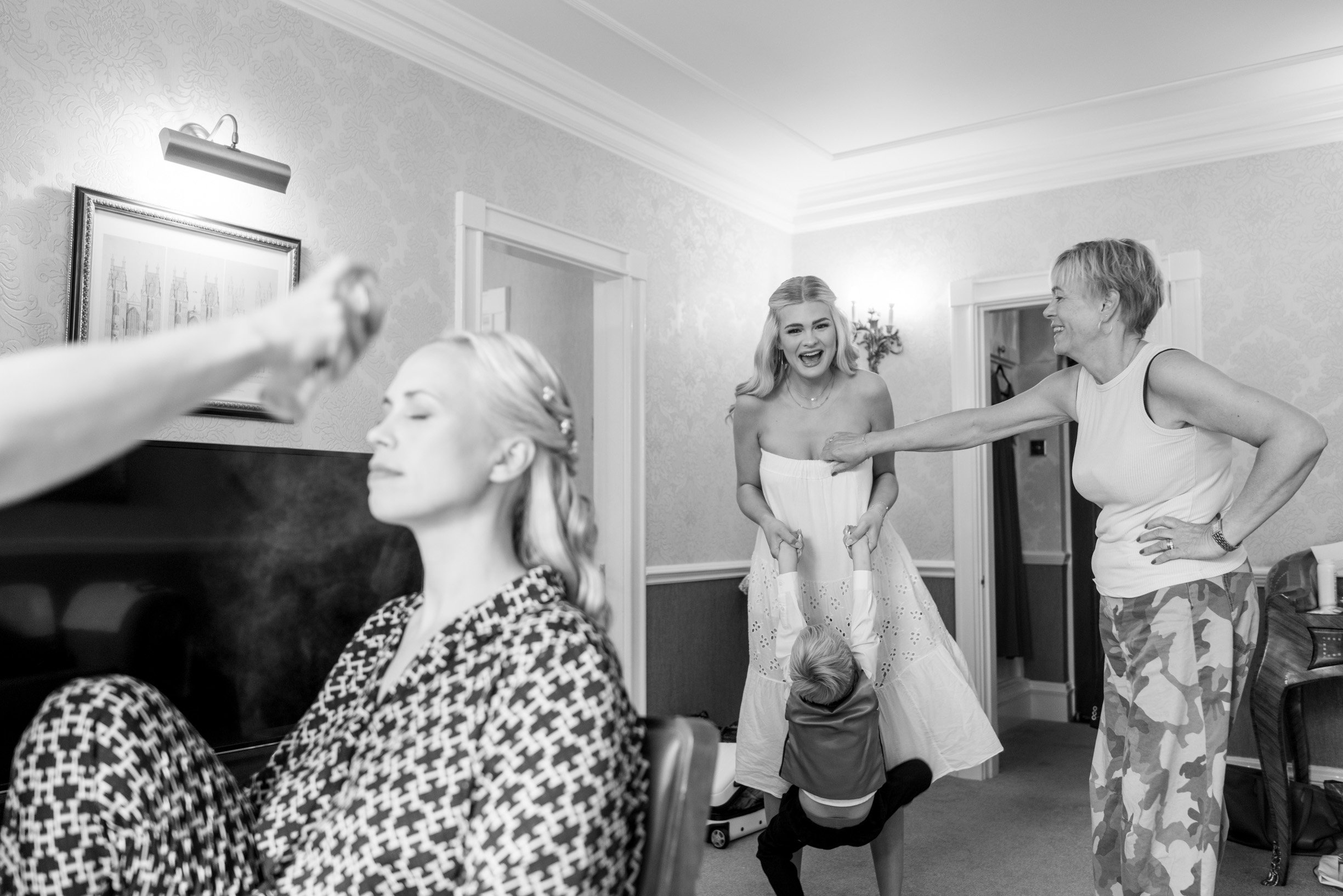 Cecilie and Cliff By Ben Ayriss ShotDifferently-2.jpg
