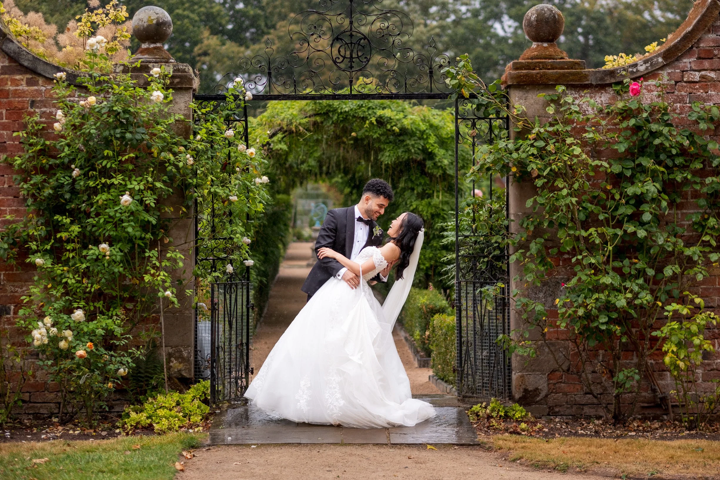 shot-differently-Thorpe-Garden-Anna-and-Yannis-61.jpg