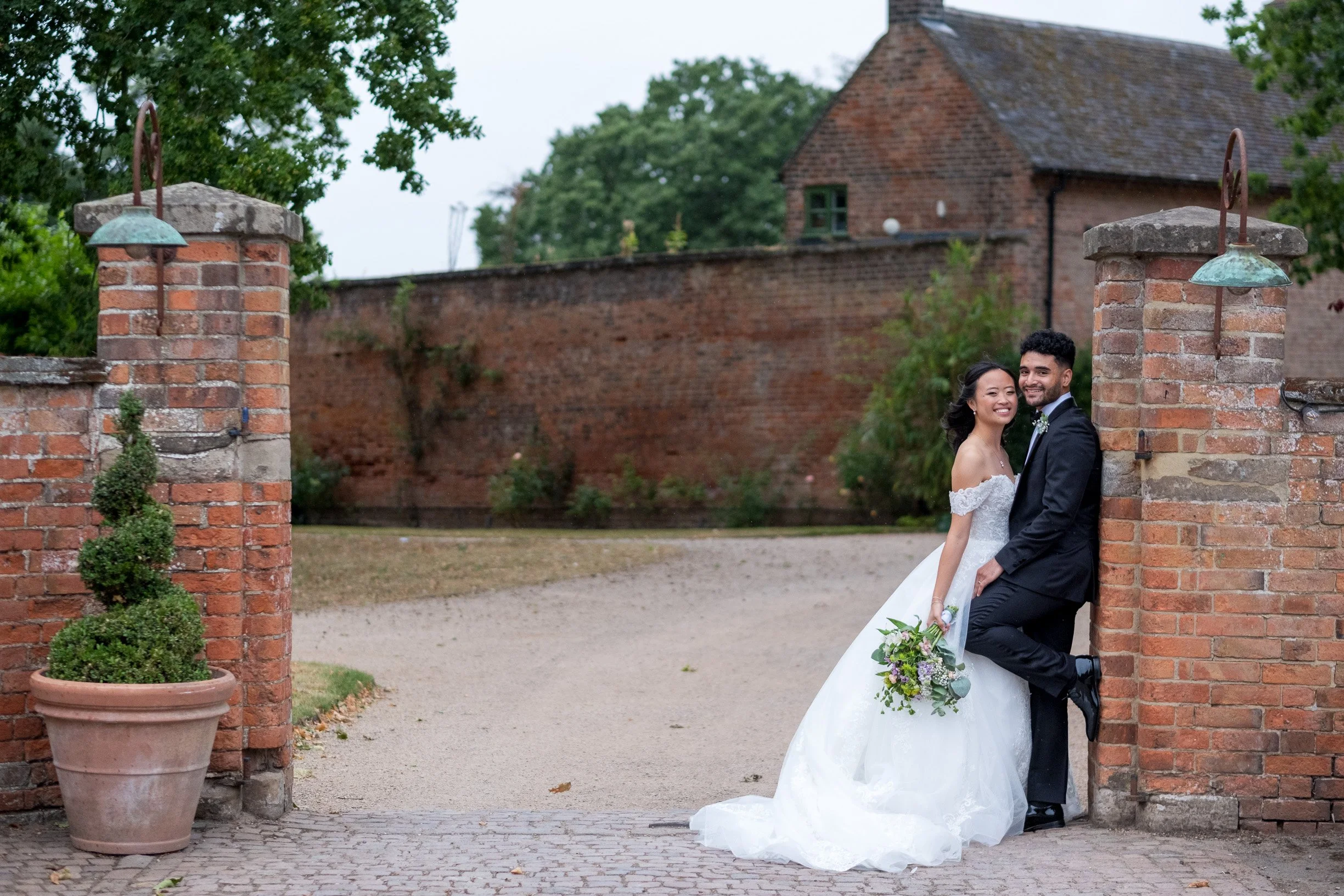 shot-differently-Thorpe-Garden-Anna-and-Yannis-42.jpg