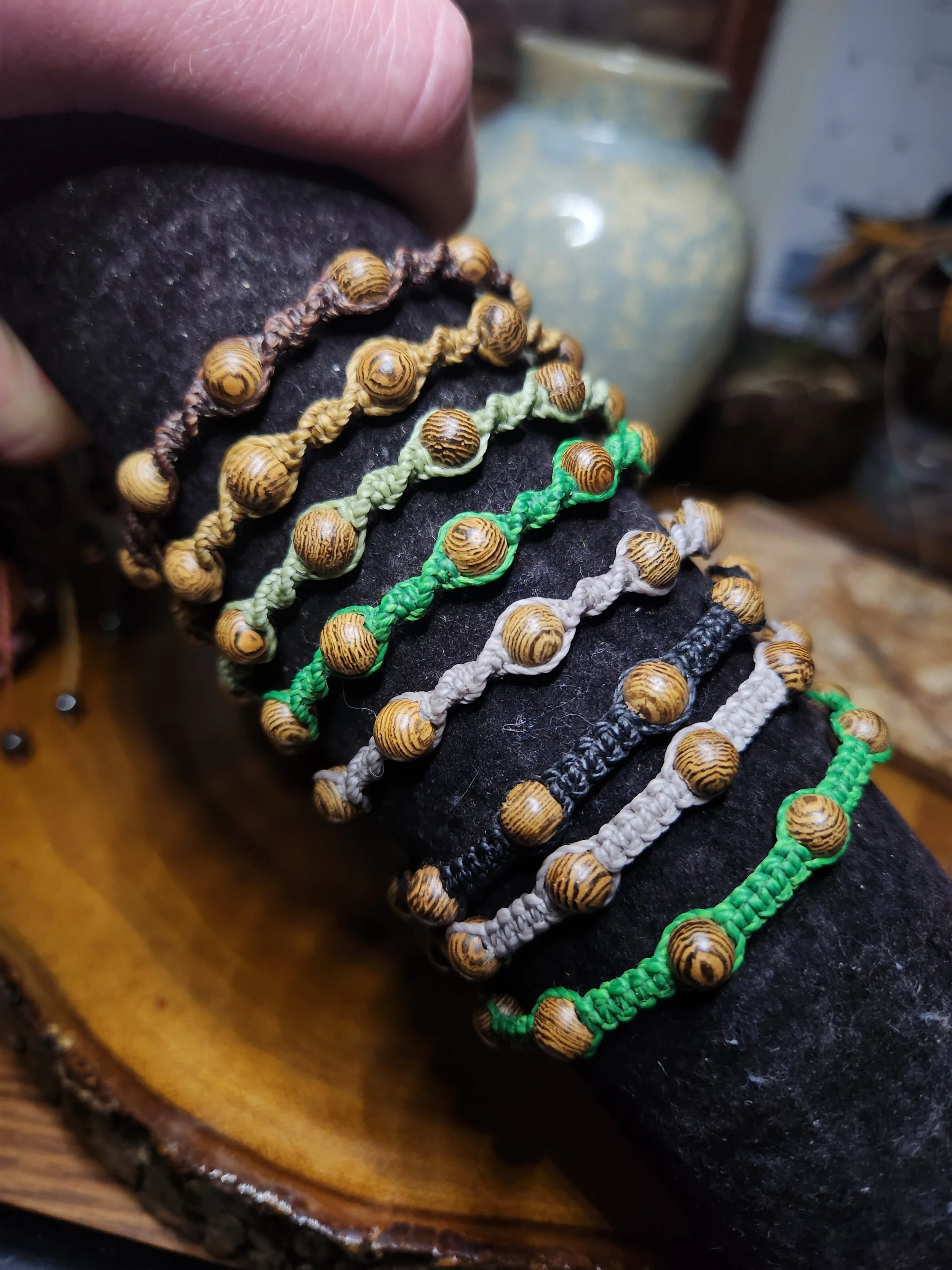 Simple Bracelet with Striped Sandalwood Beads
