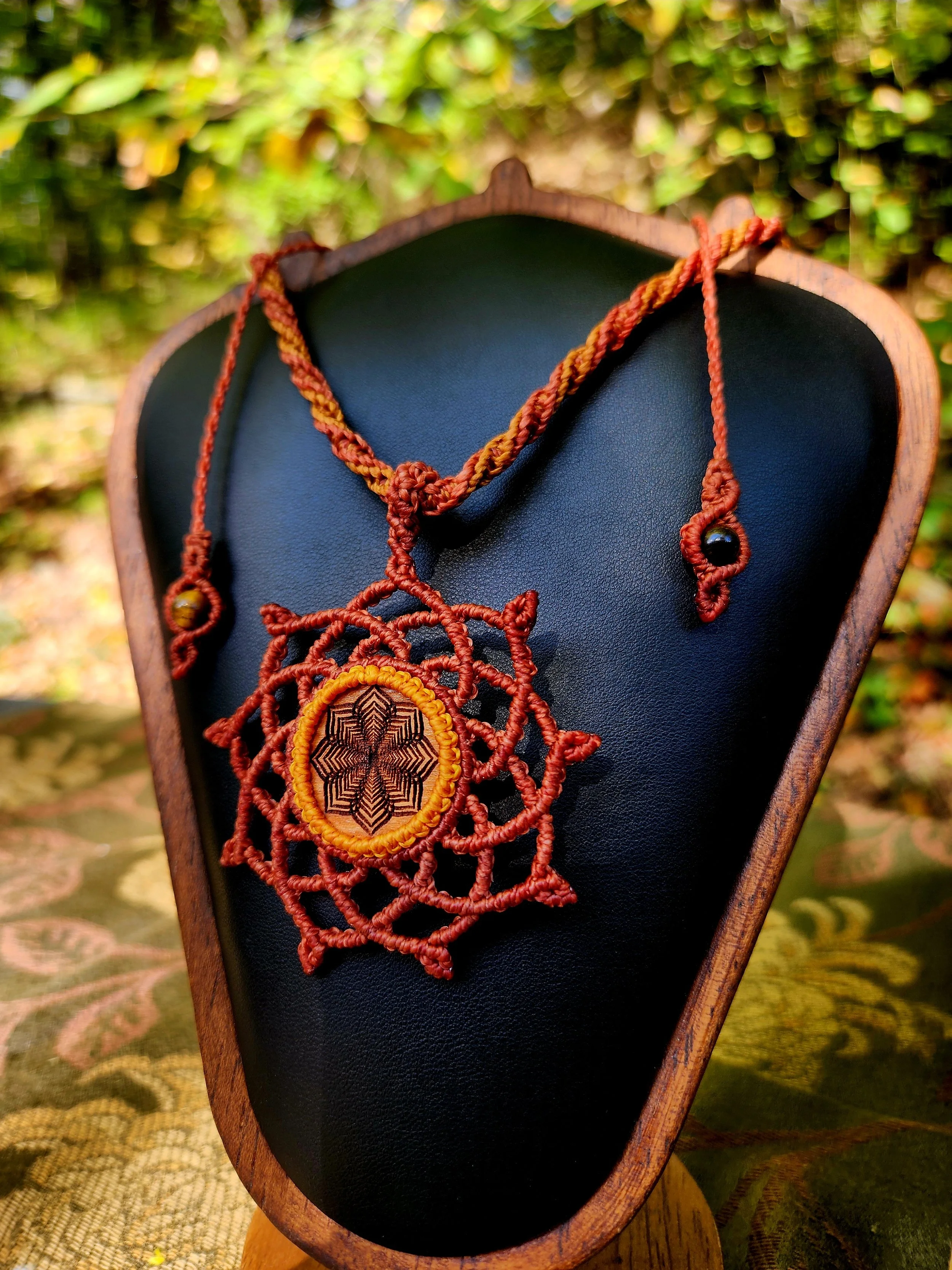 Macramé Mandala Necklace with Fractal Engraving