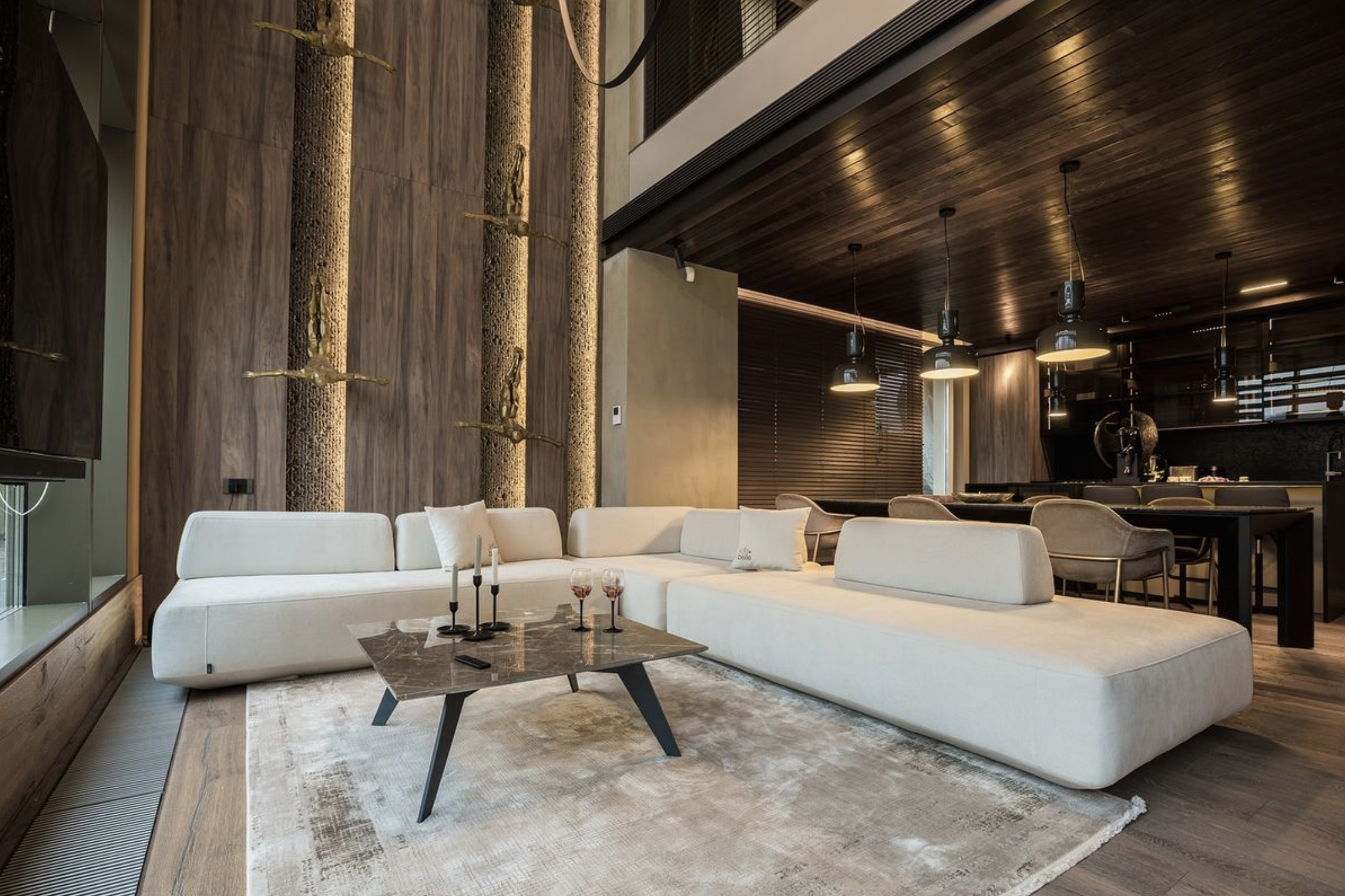 Luxury sofa, sofa model siena, sofa belle bespoke furniture.
