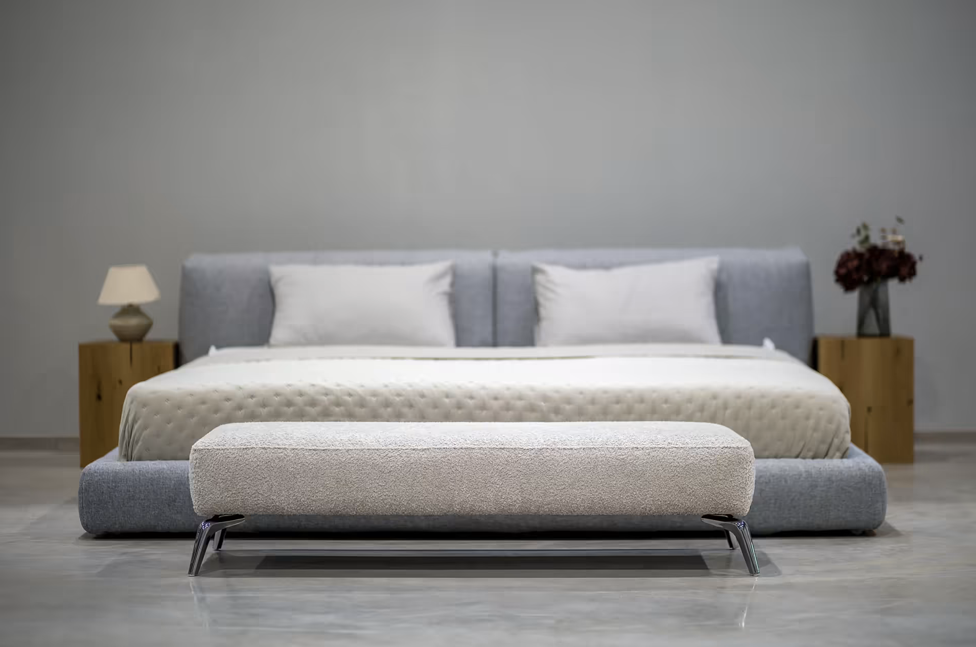 Poufs crafted from selected premium materials, pouf model free love.
