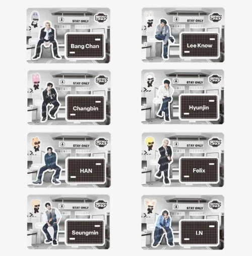 [Pre - Order] ACRYLIC STAND - Hyunjin / Stray Kids『World Tour <RUN IT JAPAN>』 Regular price