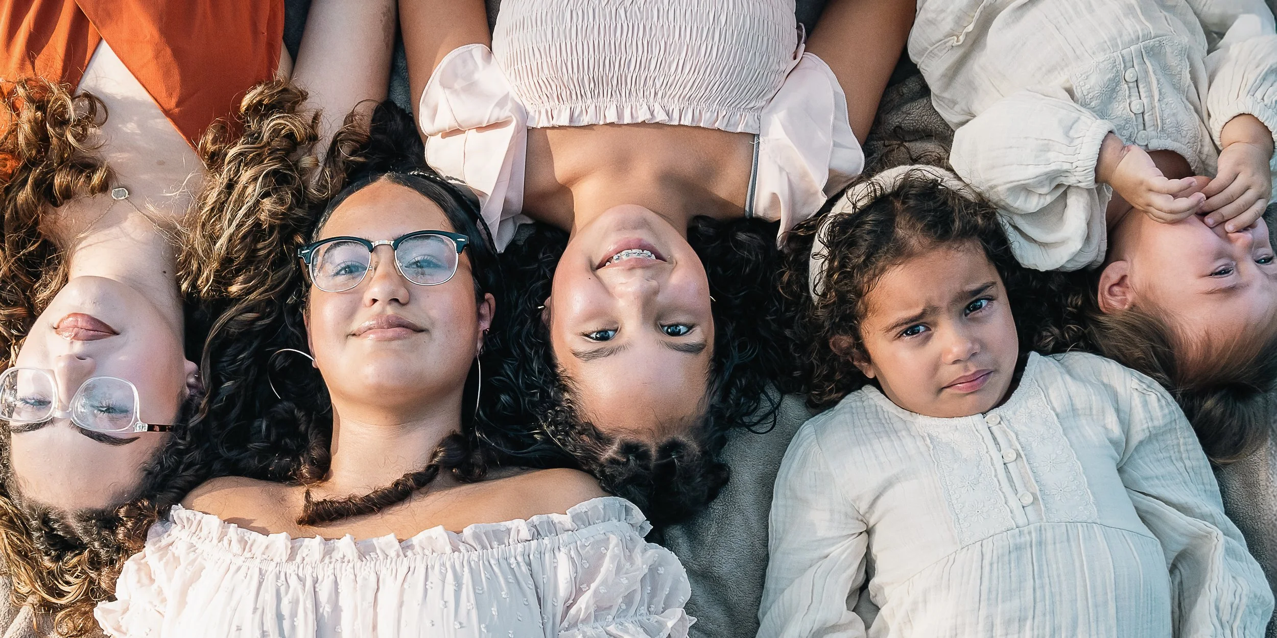A beautiful chaos, five sisters , five beautiful faces.