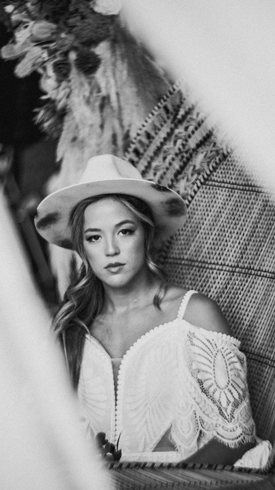 B&W vintage style wedding photos