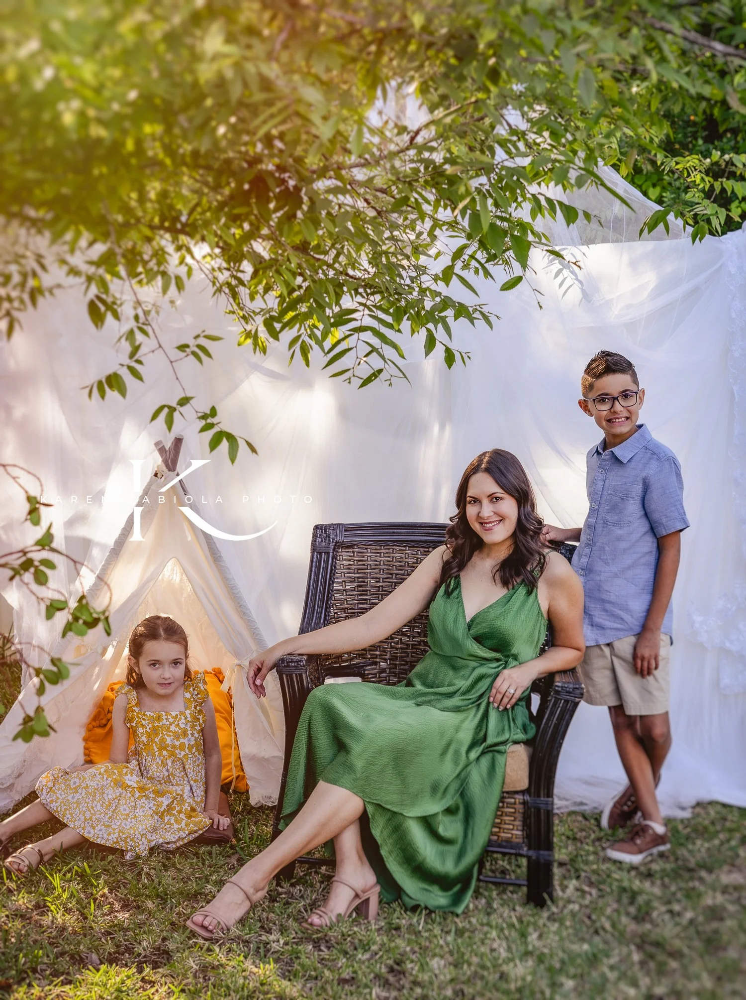 Simple and beautiful Mother’s Day Photoshoot