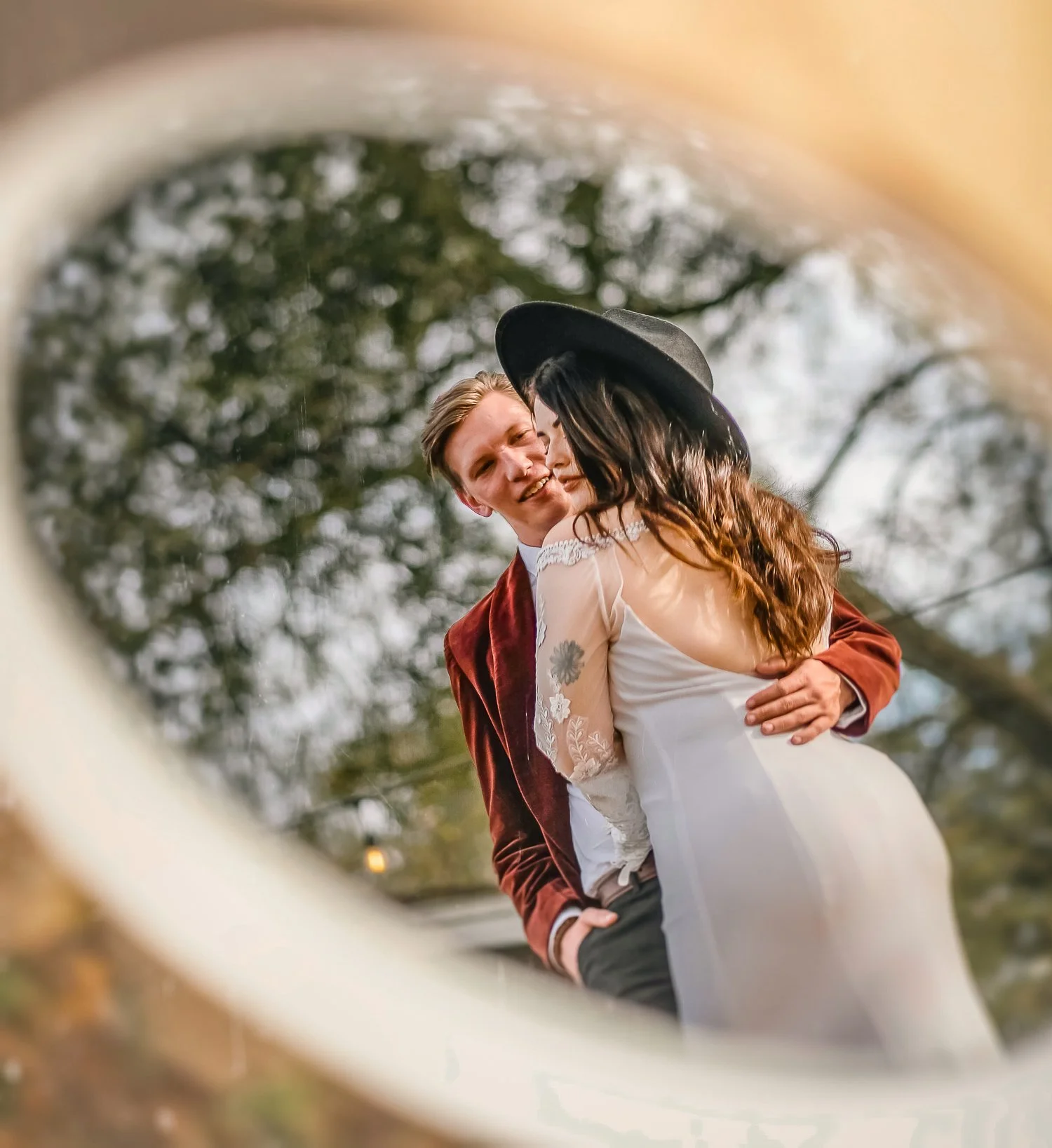 The little moments, the sweet smiles and the warm hugs of an elopement in Jacksonville, Fl