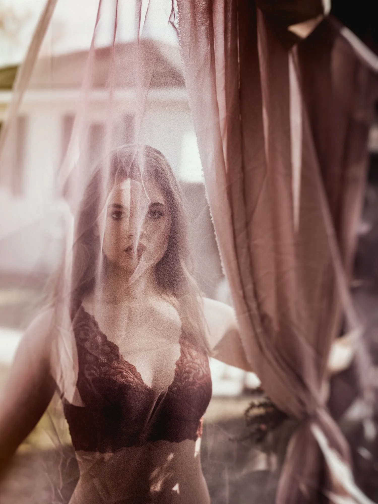 Beautiful Women eyes for the Selfie Photoshoot