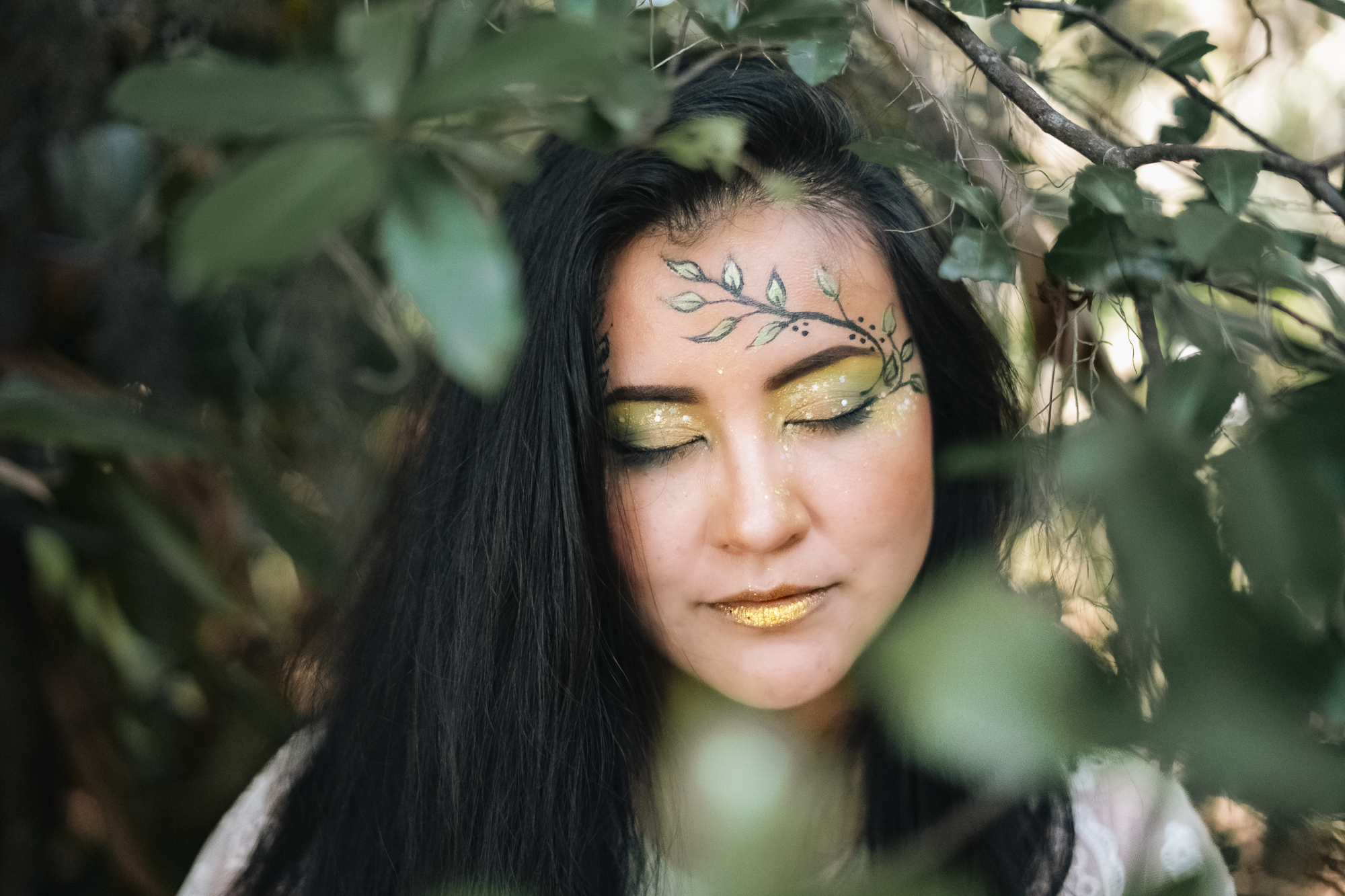 Mujer con maquillaje de fantasia- karen Fabiola photo