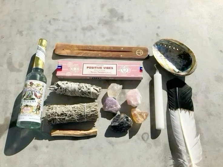 Ending the year with a new website and blog. Follow along and get ready for our gatherings in 2026. [20/12/25]